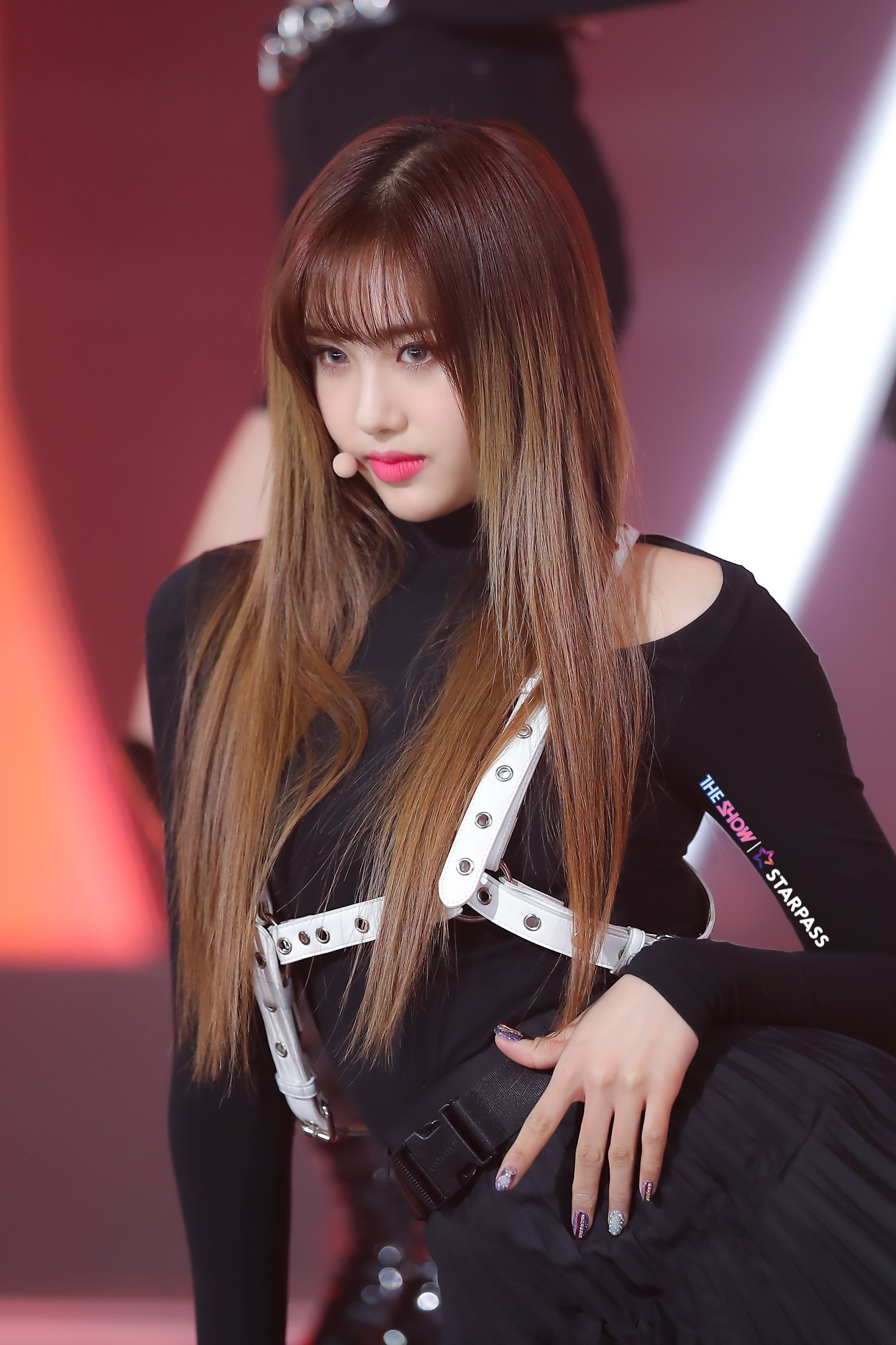 Aisha (Heo Yoorim), EVERGLOW, 2K, K-pop, Phone HD Wallpaper