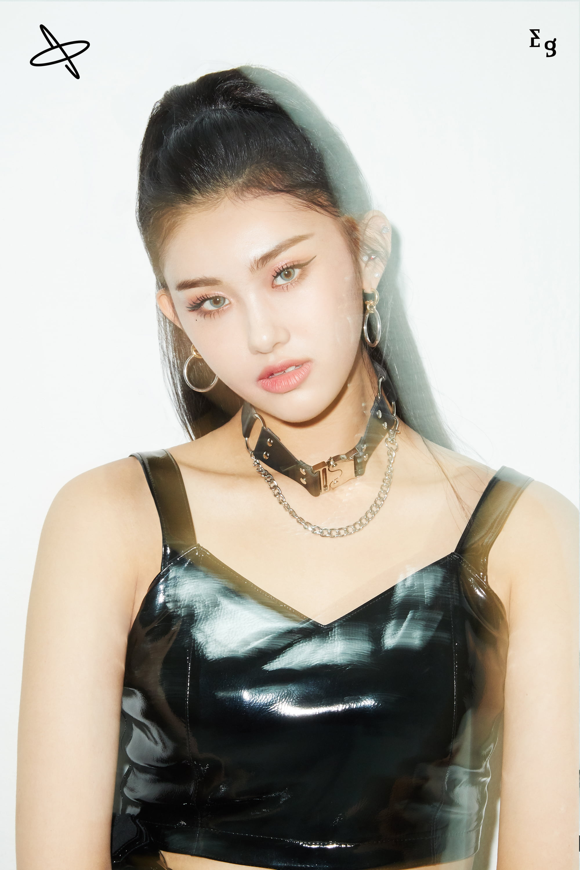 2K, EVERGLOW, Aisha (Heo Yoorim), K-pop, Phone HD Wallpaper