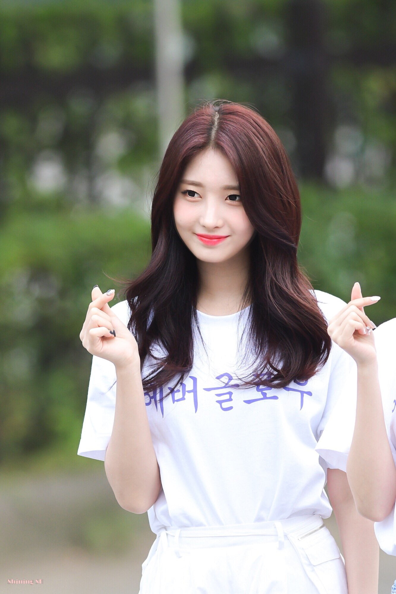 EVERGLOW, Sihyeon (Kim Sihyeon), K-pop, 1080P, Phone HD Wallpaper