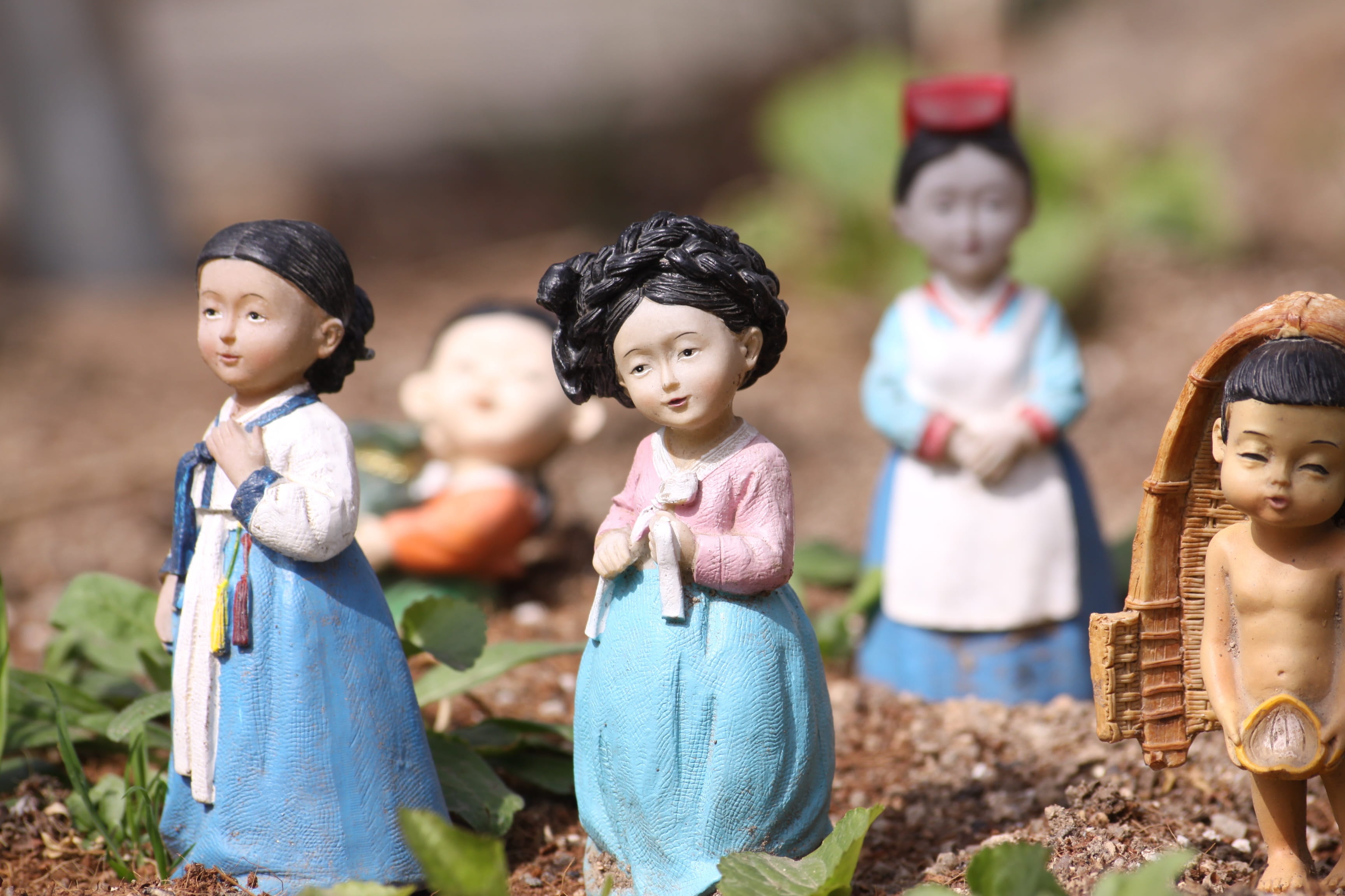 doll, small doll, innocence, fishing, human representation, sculpture, ahnakne, female likeness, male likeness, toy, close-up, republic of korea, day, traditional crafts, HD Wallpaper