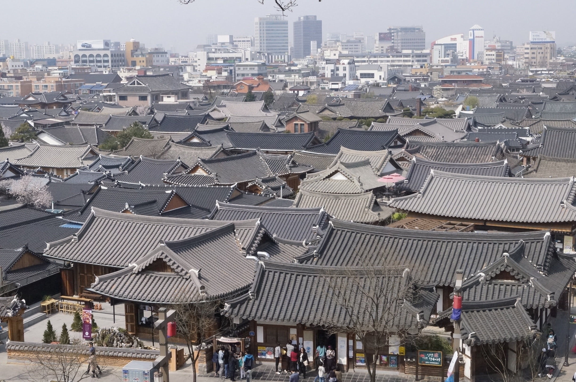 cityscape, people, street, travel destinations, architecture, giwajip, buildings, famous Place, jeonju, large group of people, building exterior, crowd, HD Wallpaper