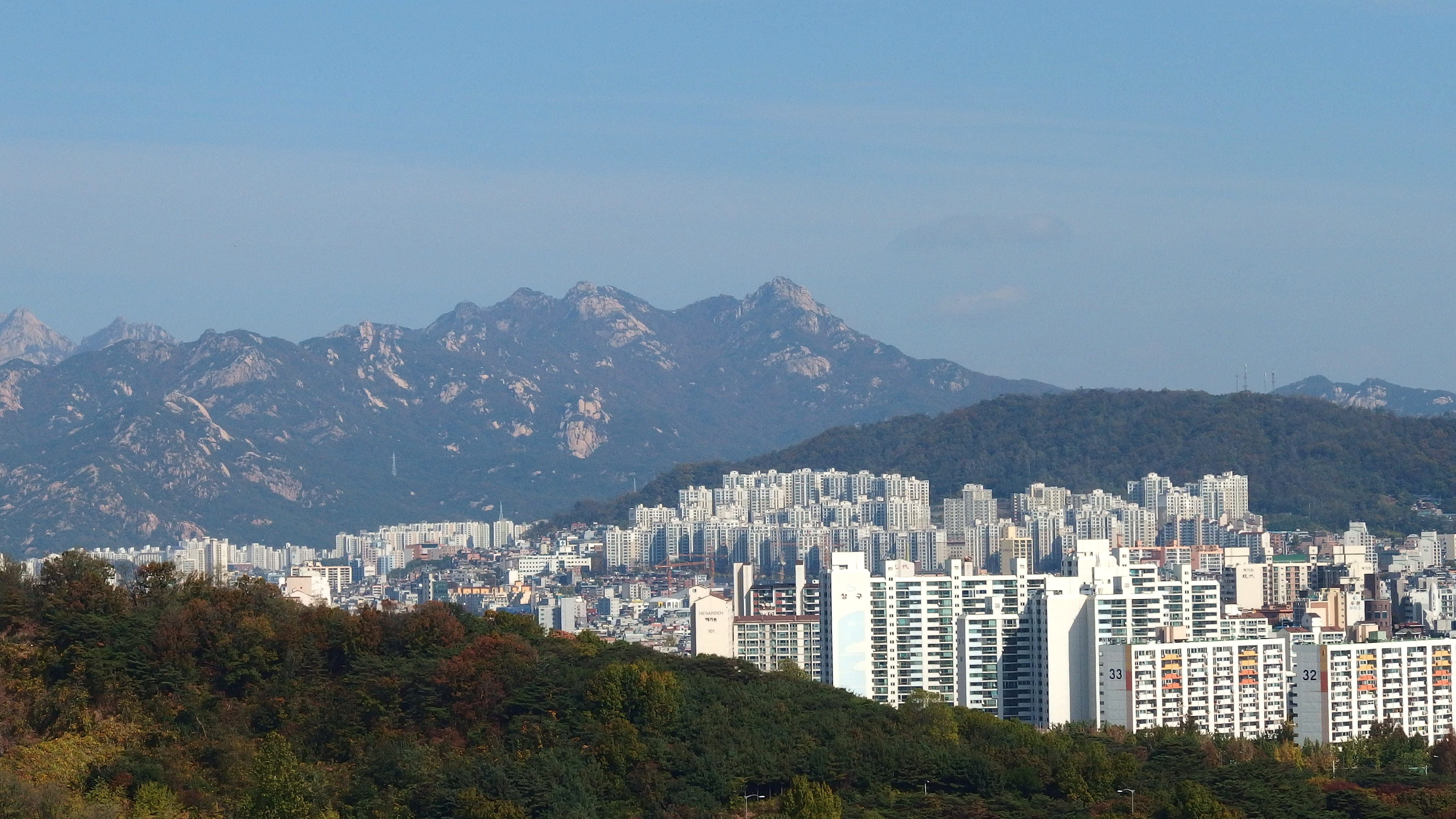 nation, seoul, tourism, destination, geography, built structure, residential district, country, outdoors, landmark, park, Land, landscape, apartment, plant, HD Wallpaper