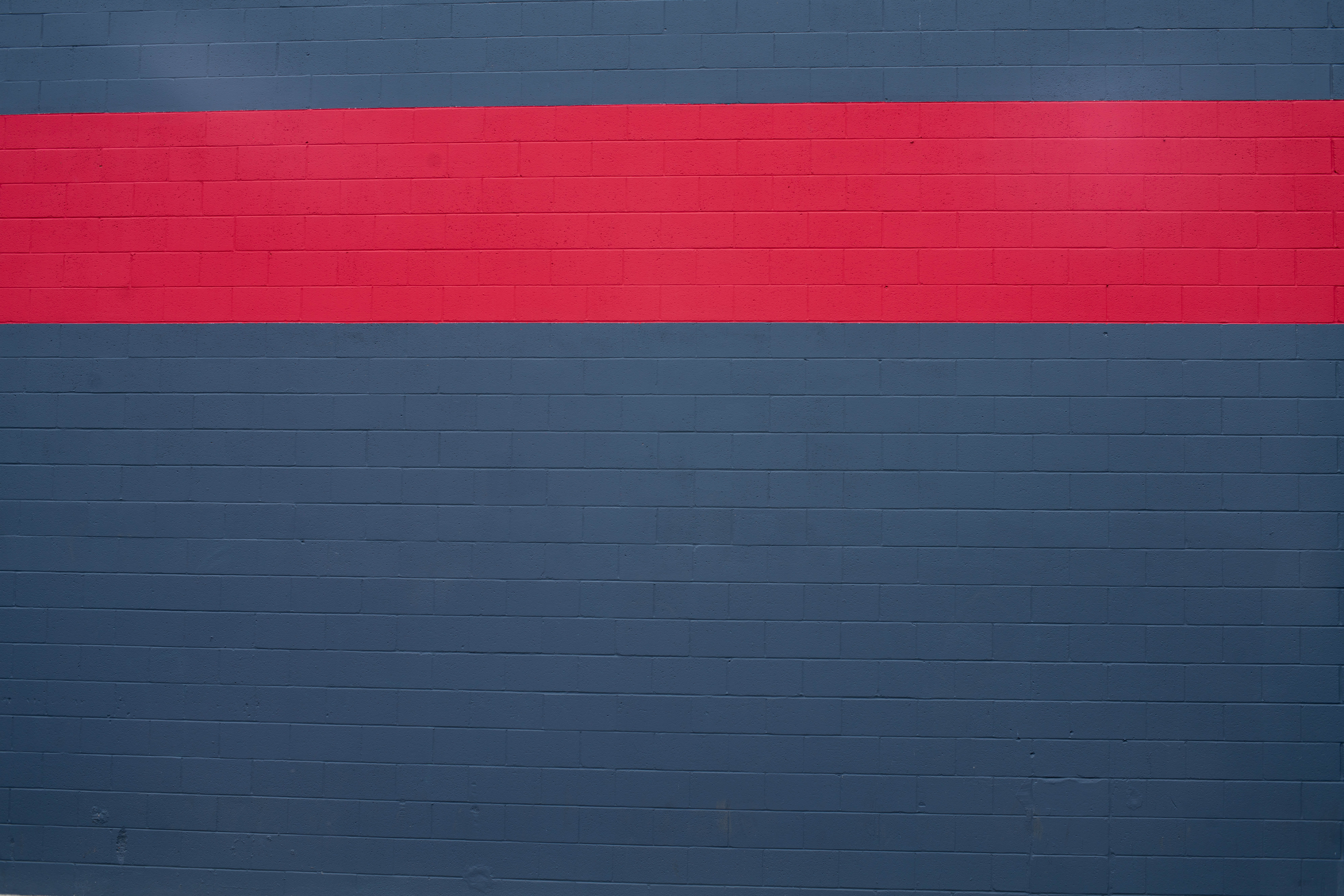 close-up, gray, red, architecture, tiled, line, structure, blue, stripe, striped, pattern, no People, 8K, building, art, brick, wall, material, horizontal, HD Wallpaper