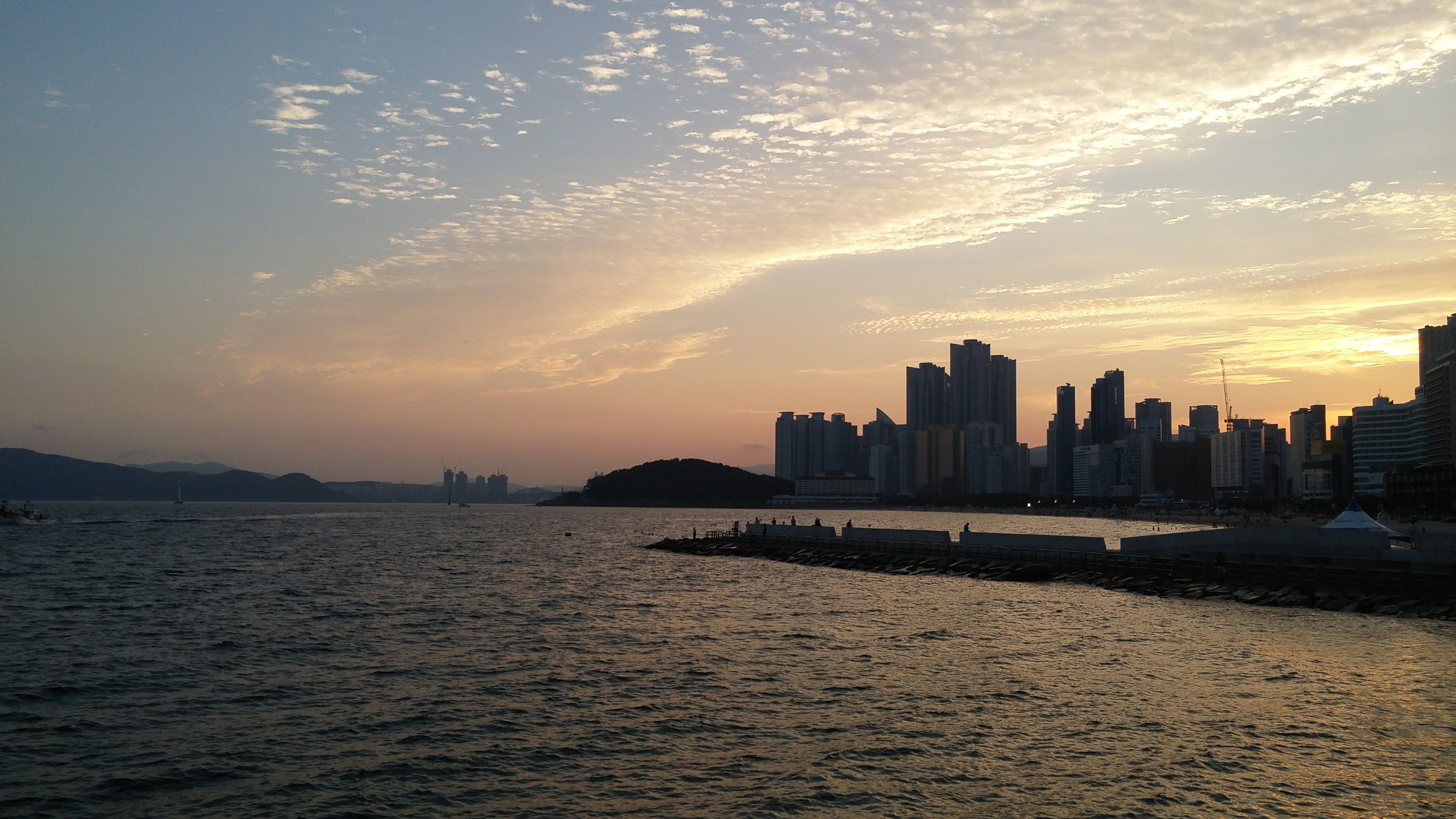 urban skyline, haeundae beach, travel destinations, 4K, water, skyscraper, bay, building exterior, sky, city, landscape, building, cloud - sky, sea, nature, HD Wallpaper