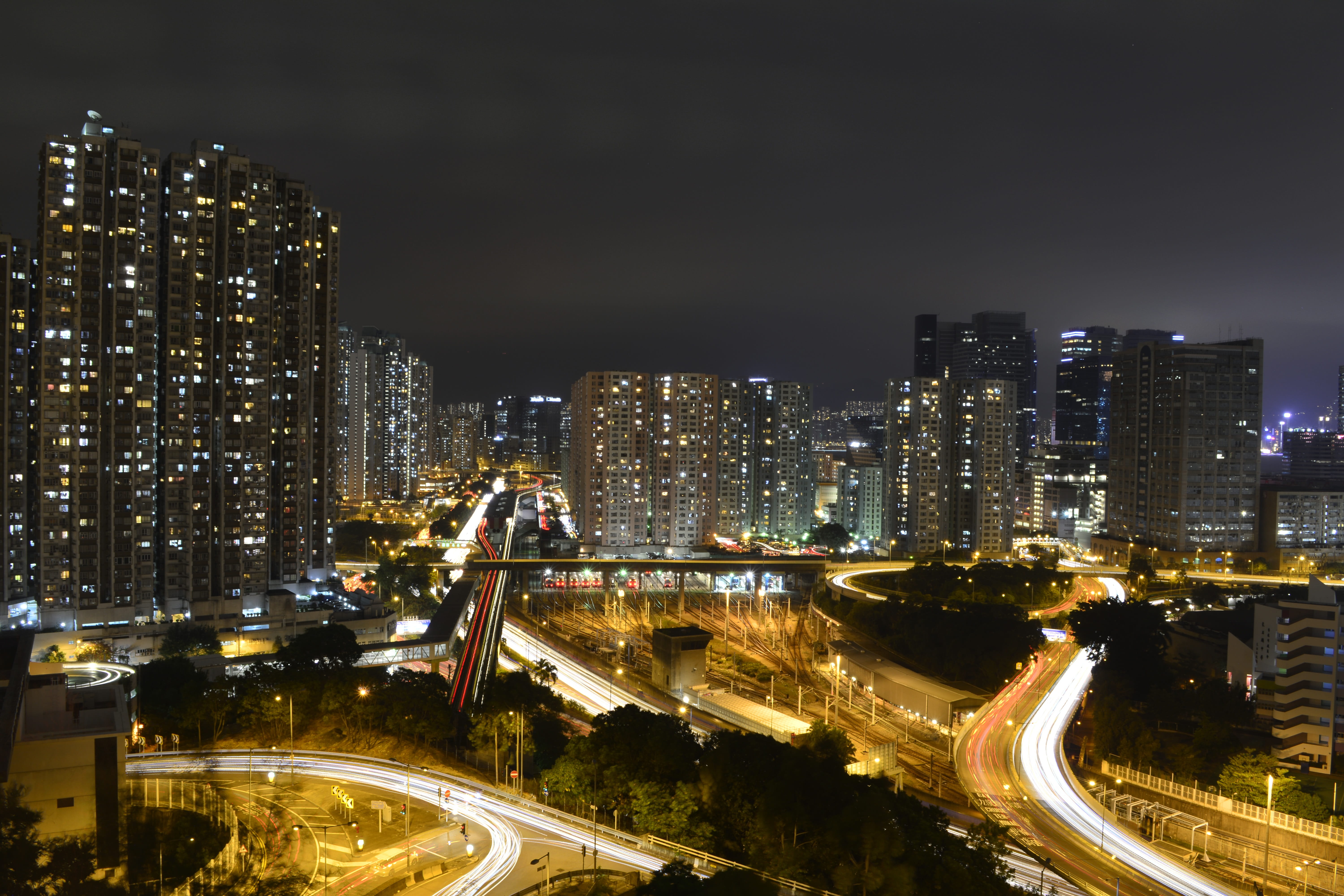 kowloon bay, office building exterior, street, City, light, city, kowloon, outdoors, motion, no people, Rail, skyscraper, modern, scene, city life, Hong Kong, HD Wallpaper