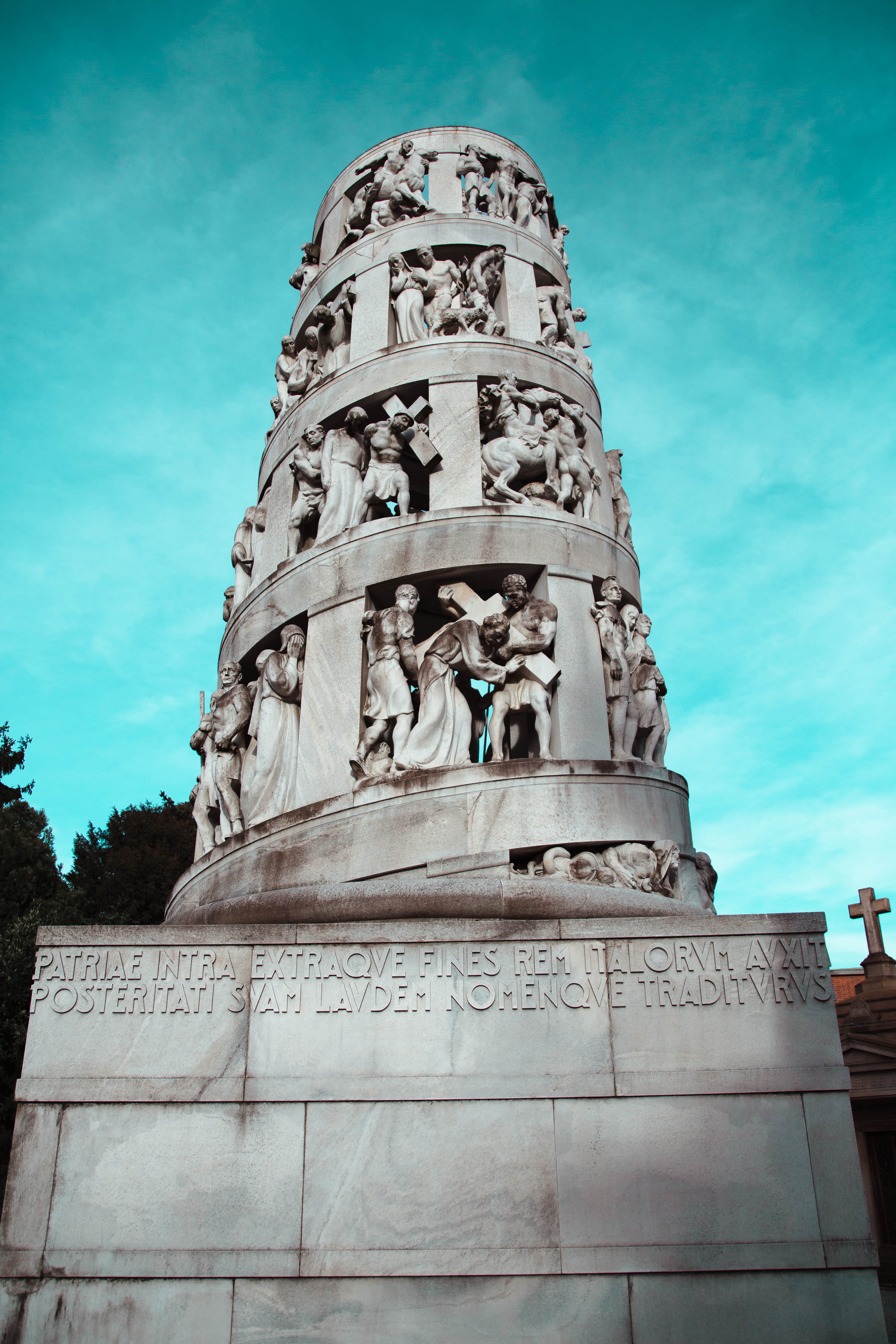 memorial, column, sky, teal, mural, no people, history, the past, travel, archaeology, obelisk, travel destinations, low angle view, turquoise colored, Phone HD Wallpaper