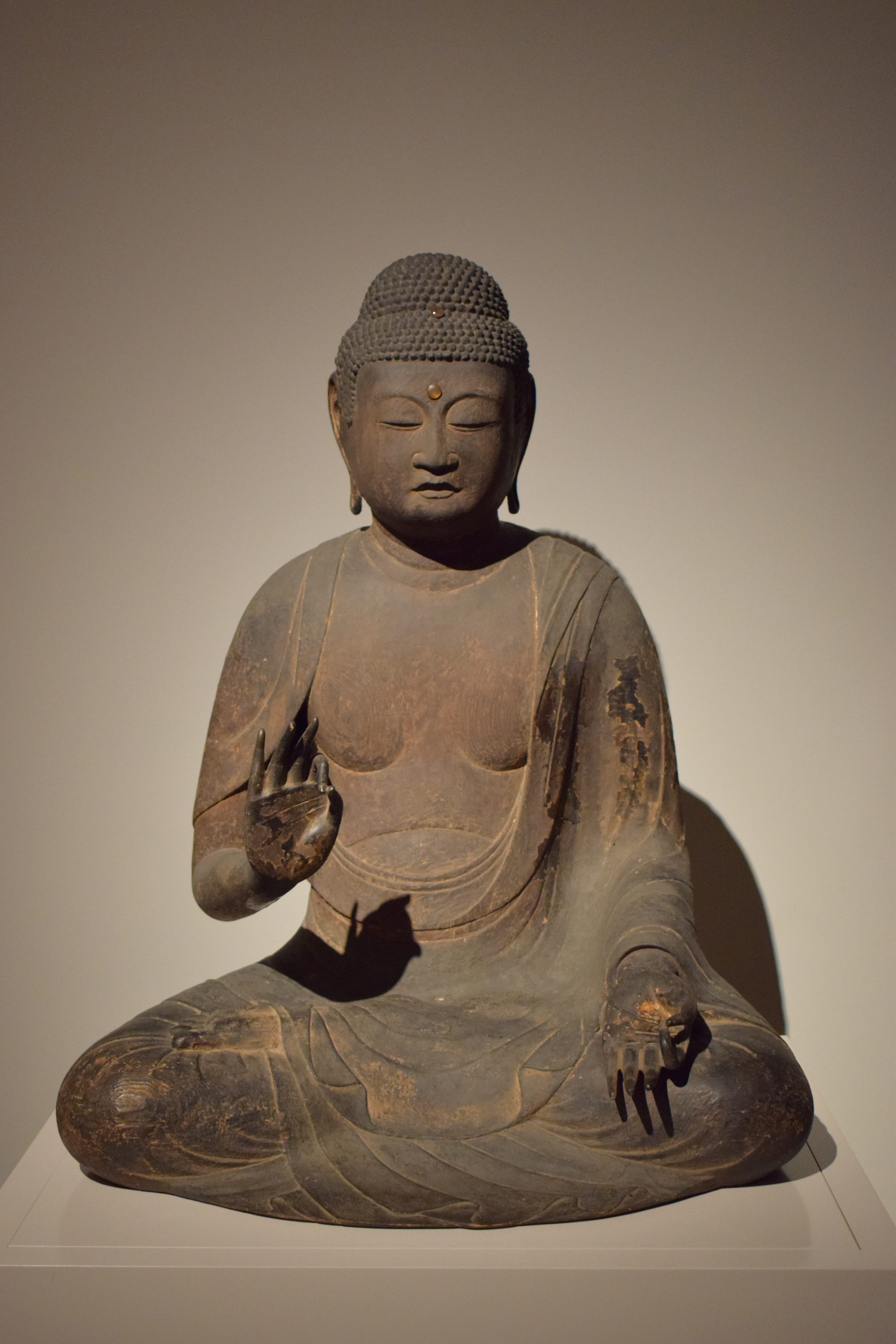 statue, craft, creativity, no people, meditation, buddha, sculpture, history, buddhism, place of worship, human representation, zen, religion, studio shot, Phone HD Wallpaper