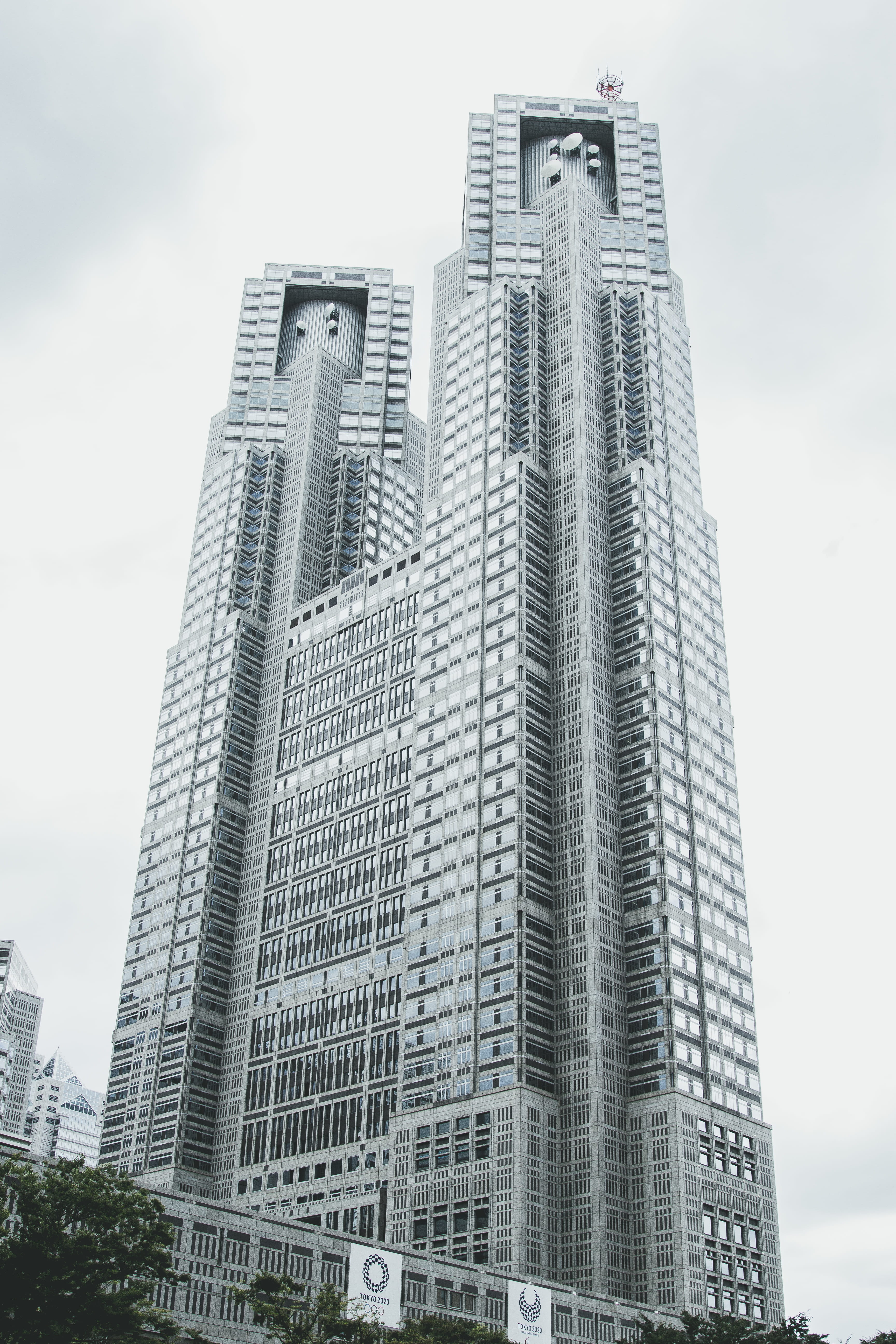 office, tower, 5K, explore, hustle, skyscraper, city, residential district, day, no people, urban, built structure, moody, concrete jungle, travel, modern, Phone HD Wallpaper
