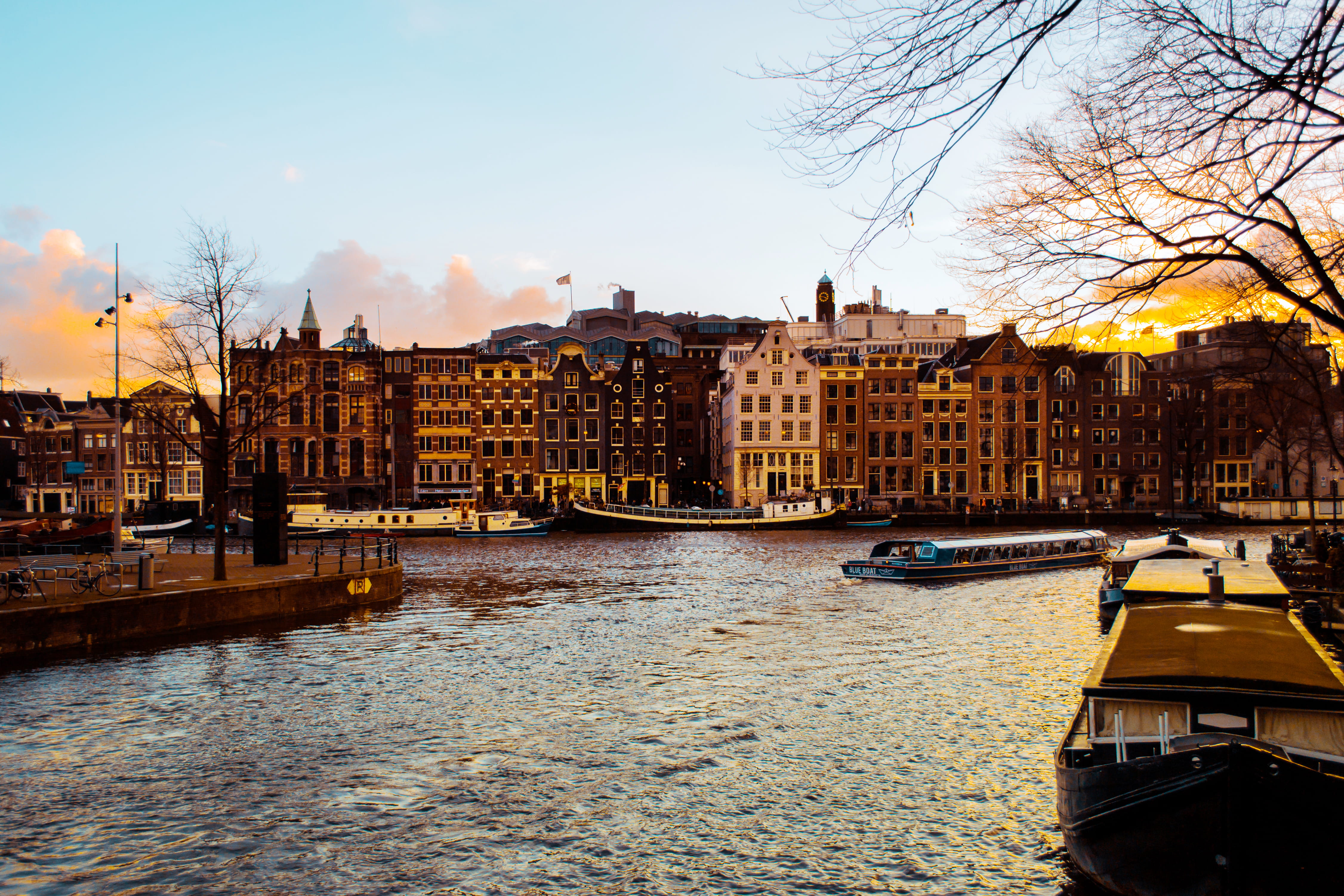 watercraft, sky, no people, building exterior, architecture, transportation, built structure, sunset, 4K, gondola, boat, amsterdam, waterfront, outdoors, HD Wallpaper
