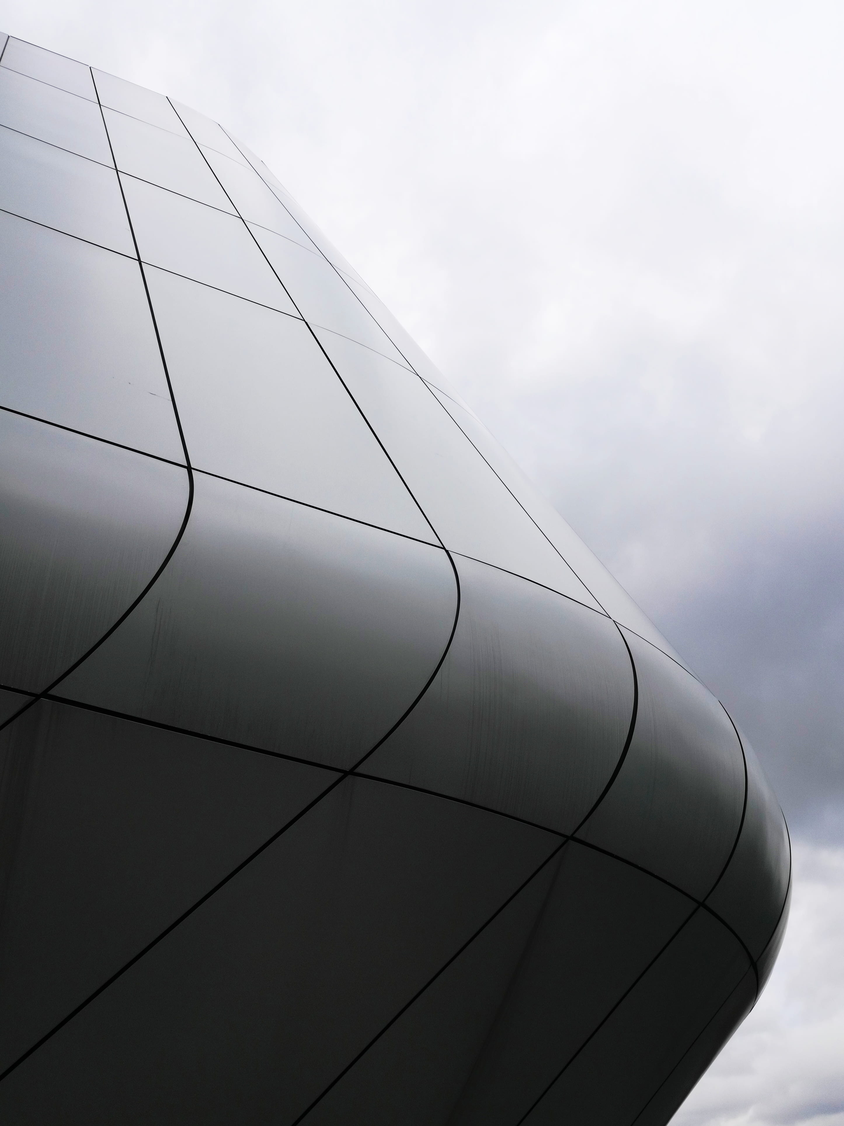 built structure, outdoors, city, cloud - sky, transportation, metal, 4K, minimal, silver colored, no people, buildings, geometric shape, close-up, modern, Phone HD Wallpaper