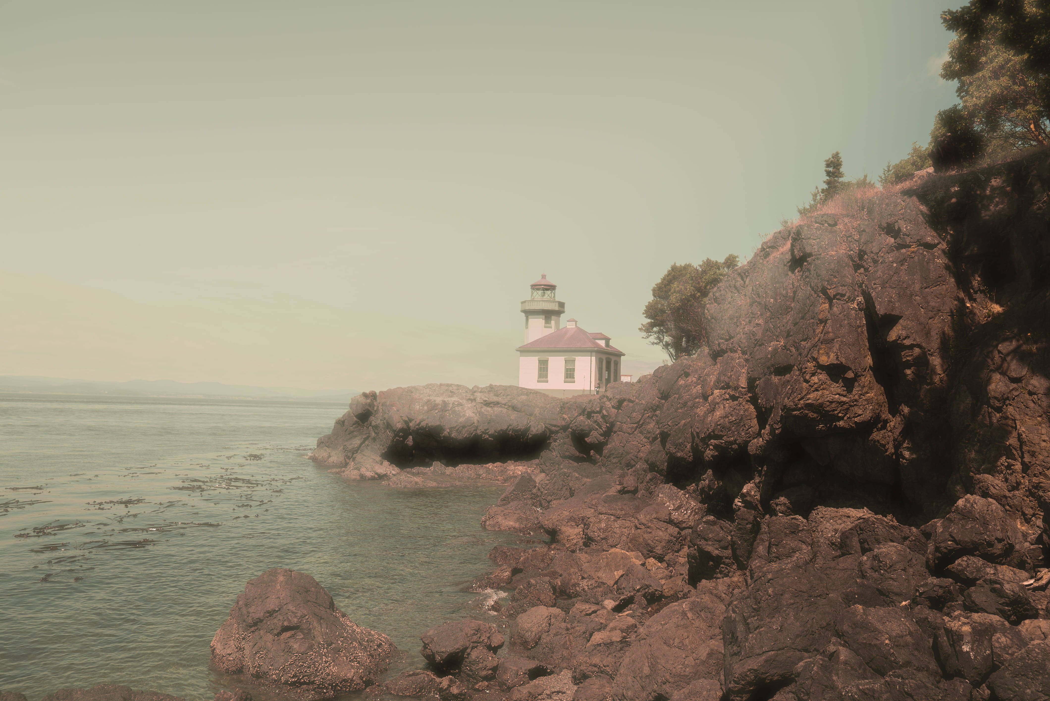 direction, no people, building exterior, built structure, nature, lighthouse, ocean, outdoors, tower, water, vintage, architecture, 4K, beauty in nature, HD Wallpaper