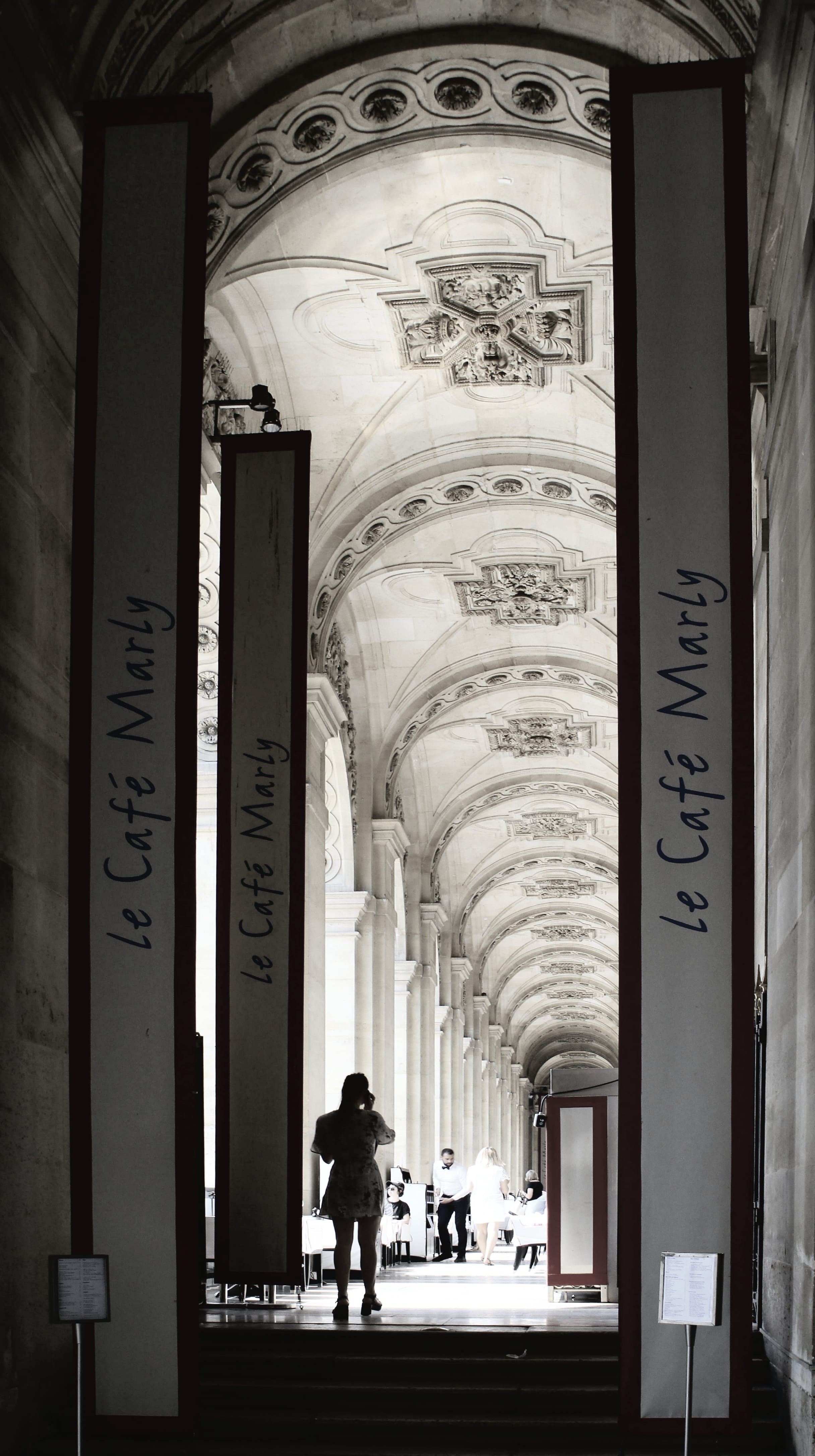 real people, walking, the past, louvre, religion, rear view, france, day, full length, louvre museum, photoholgic, louvre palace, 4K, street photography, Phone HD Wallpaper