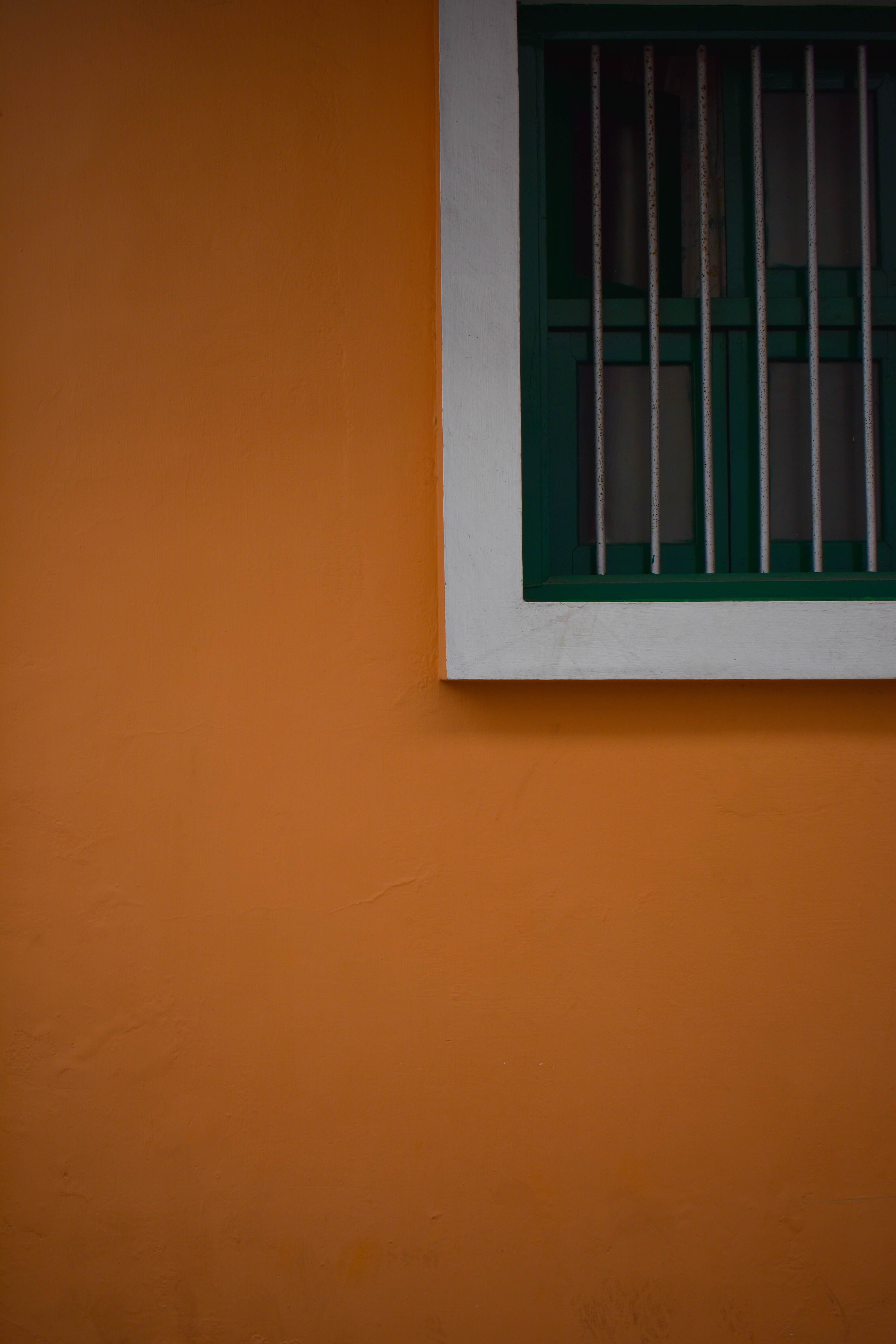 building exterior, wall, no people, banister, 5K, built structure, copy space, safety, contrast, window, day, residential district, green color, yellow, Phone HD Wallpaper