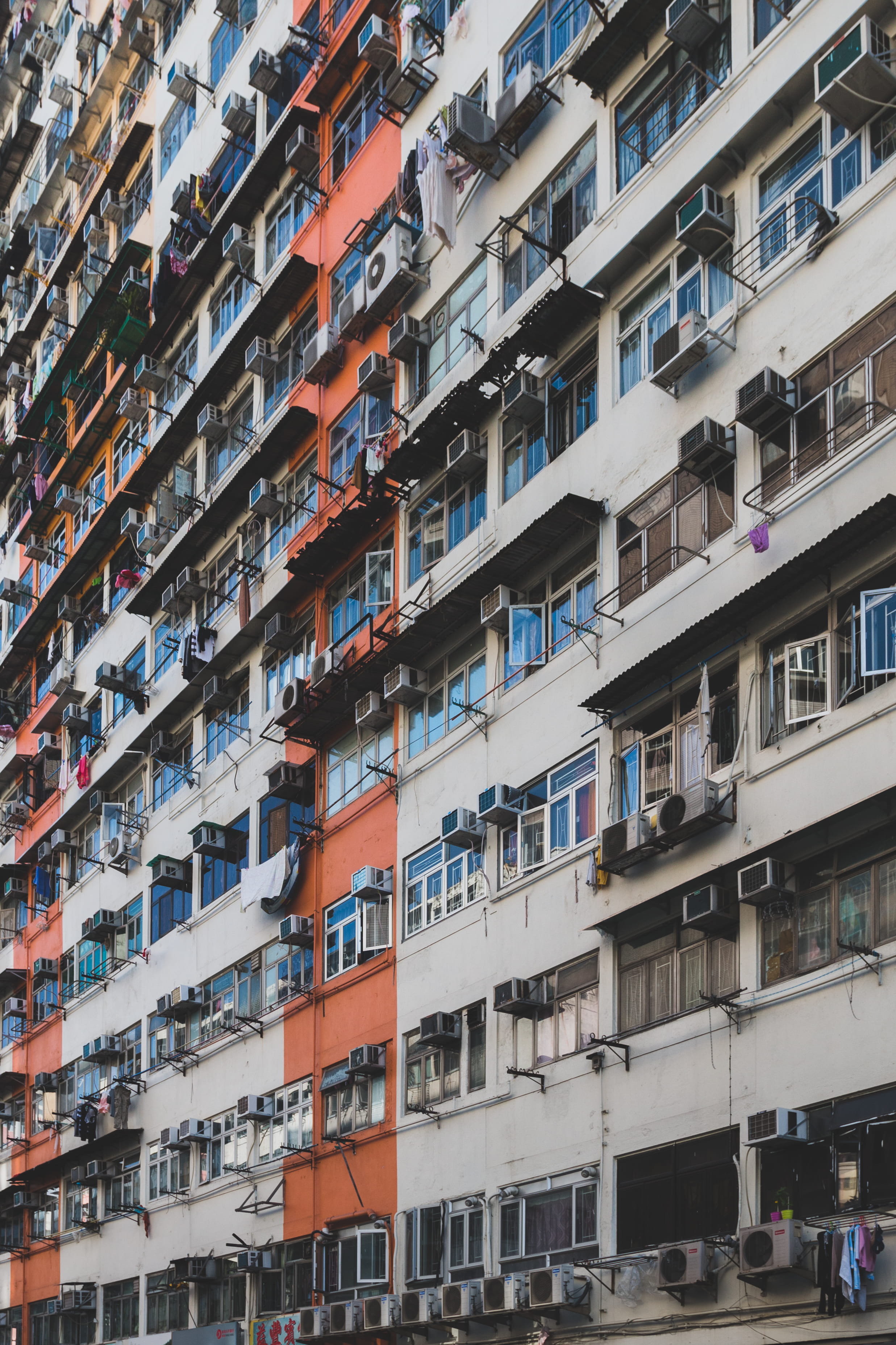 urban Scene, building Exterior, residensity, business, 2K, cityscape, home Ownership, crowded, modern, architecture, balcony, housing Problems, housing Development, Phone HD Wallpaper