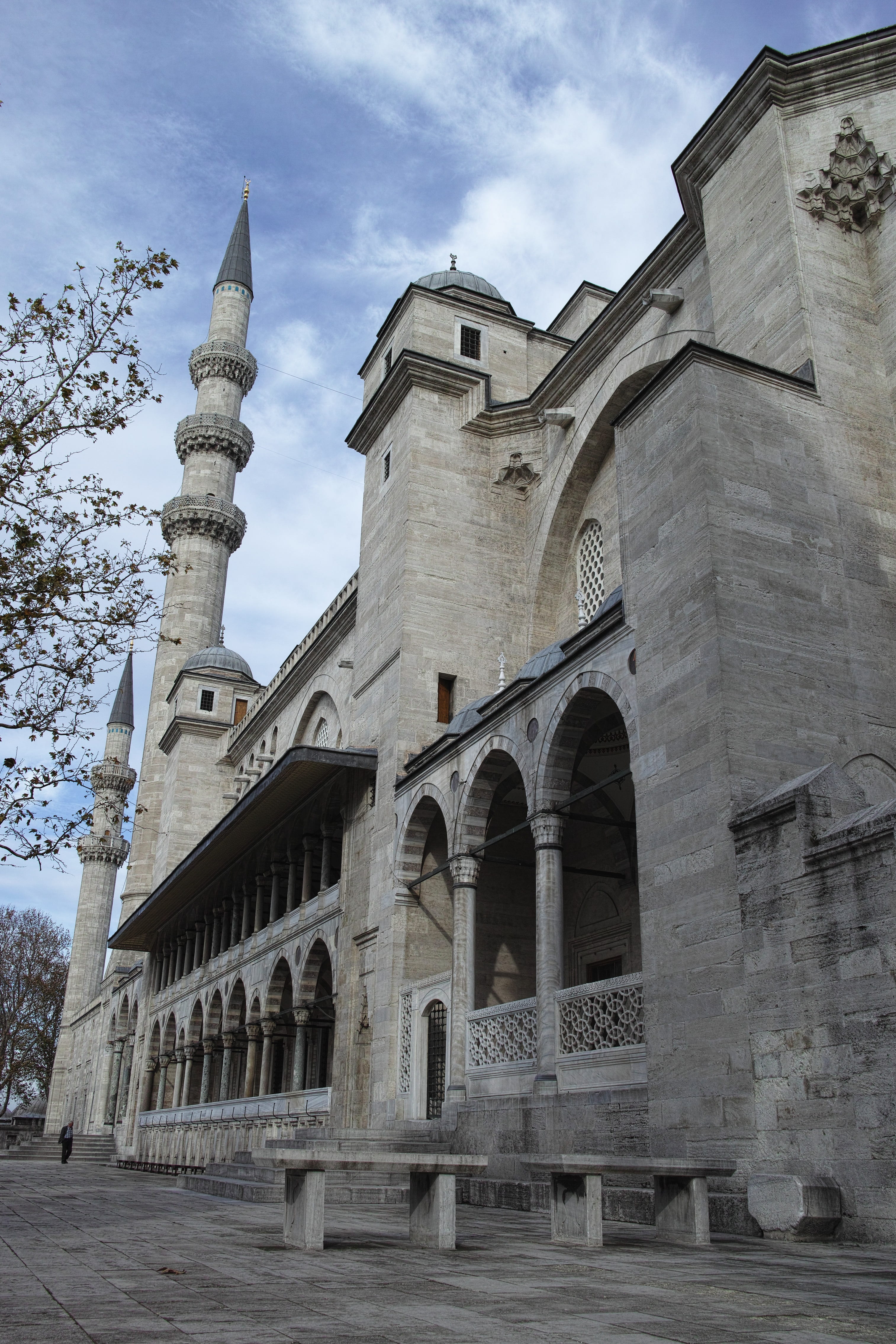 muslim, built structure, worship, cloud - sky, aesthetics, old, no people, day, city ​​center, prayer, building exterior, mosques, dome, cami, the past, Phone HD Wallpaper
