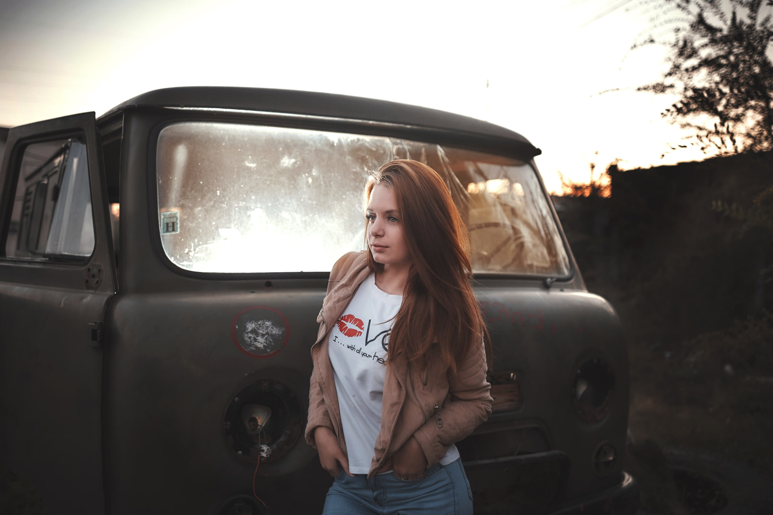 T-shirt, outdoors, rust, combi, brunette, abandoned, model, 2K, jeans, white t-shirt, women with cars, women, Pink jacket, portrait, jacket, women outdoors, HD Wallpaper