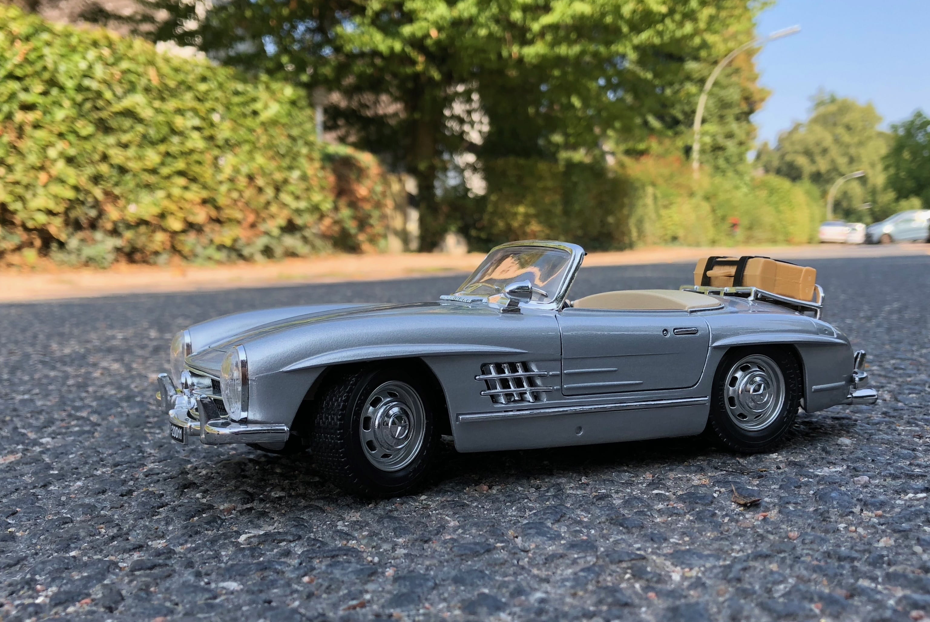 old, sports car, road, model, convertible, mercedes benz, city, toys, plant, no people, car, retro styled, model car, street, nature, focus on foreground, HD Wallpaper