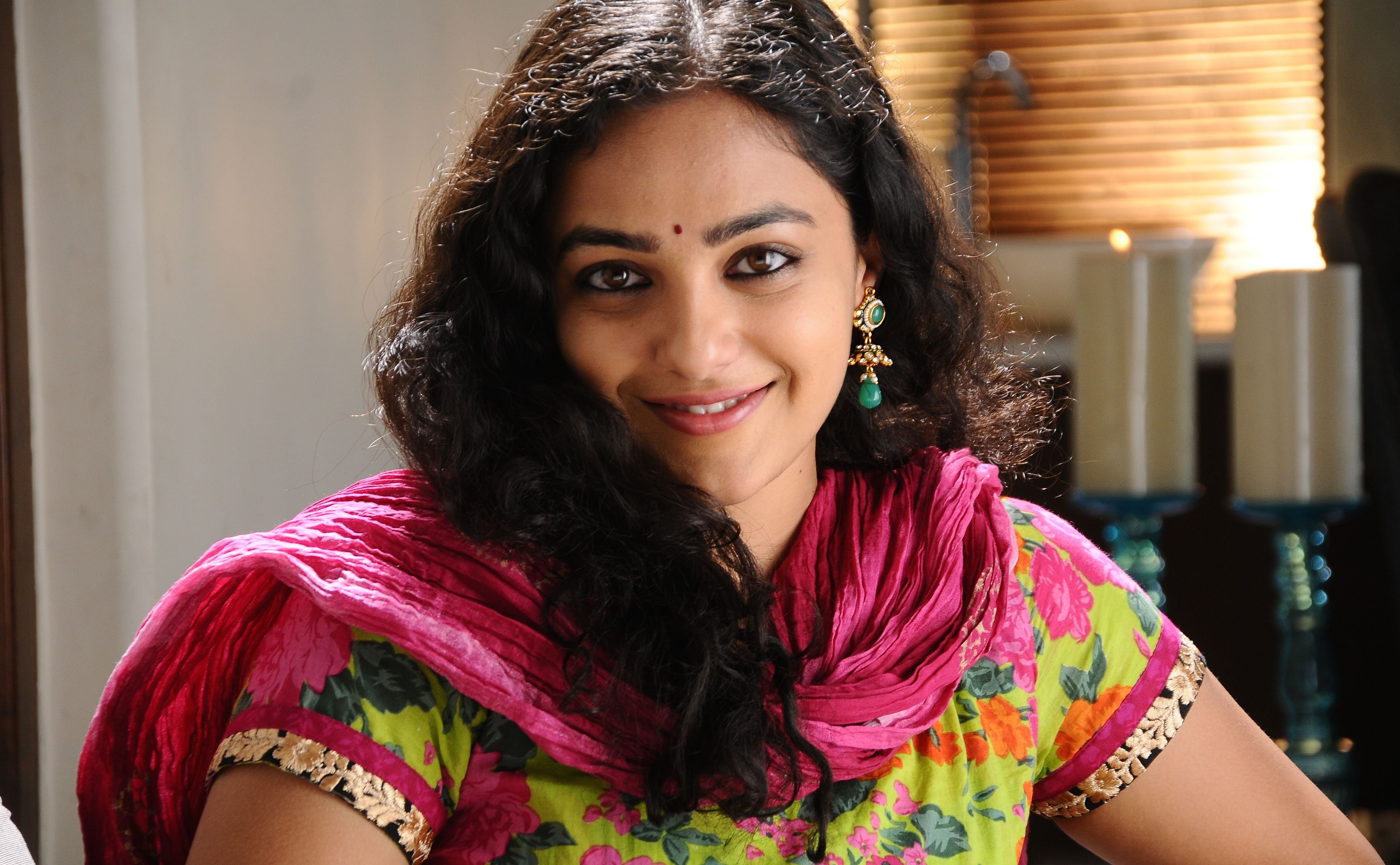 nithya, 4K, menon, HD Wallpaper