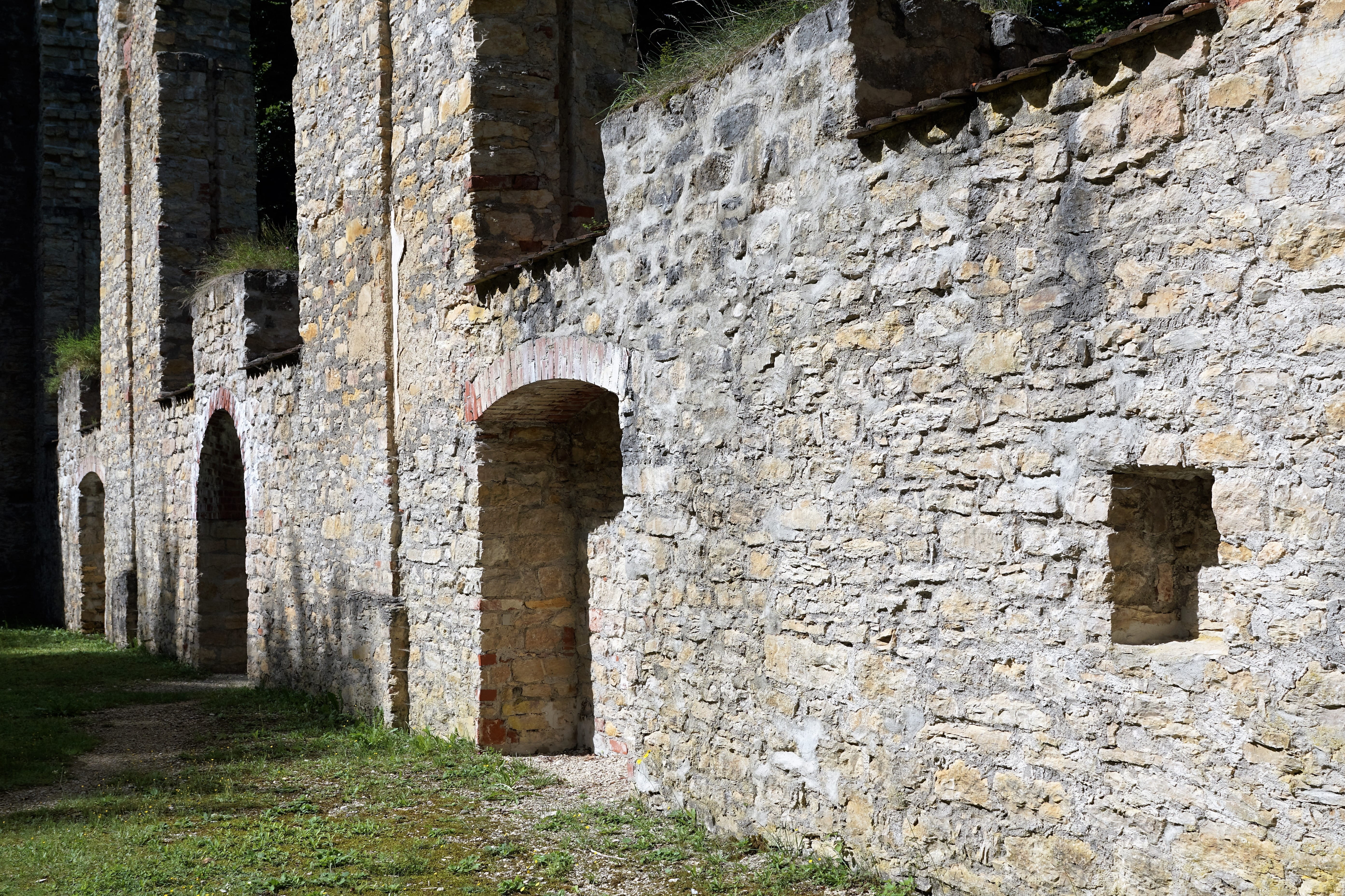 old ruin, faith, deterioration, the past, holiday, outdoors, sunlight, religion, no people, ruin, tuttlingen, ancient civilization, stone wall, day, built structure, HD Wallpaper