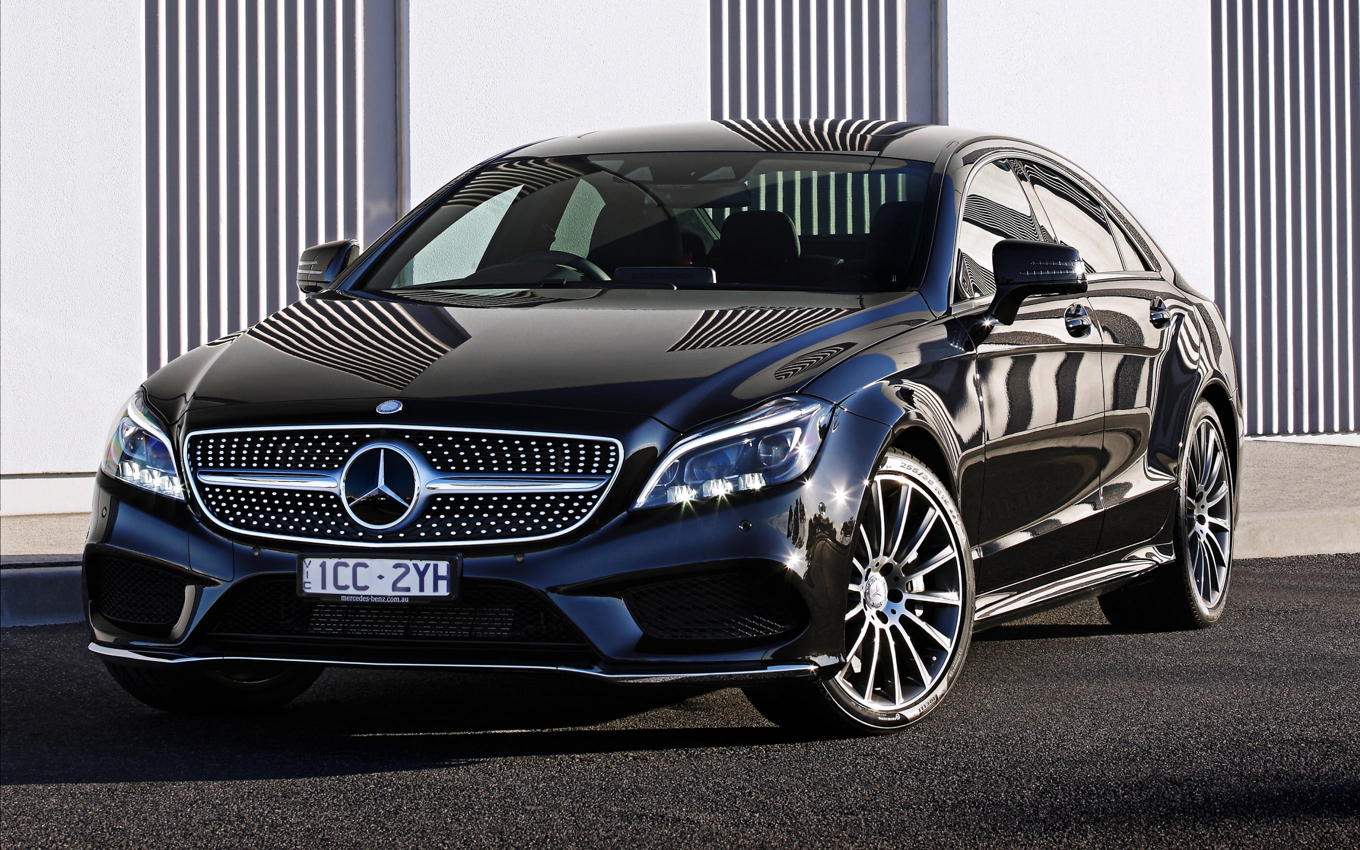 elegance, sedan, chrome, Benz, transportation, city, building exterior, Mercedes, 2015, mode of transportation, classic, new, front View, engine, street, HD Wallpaper