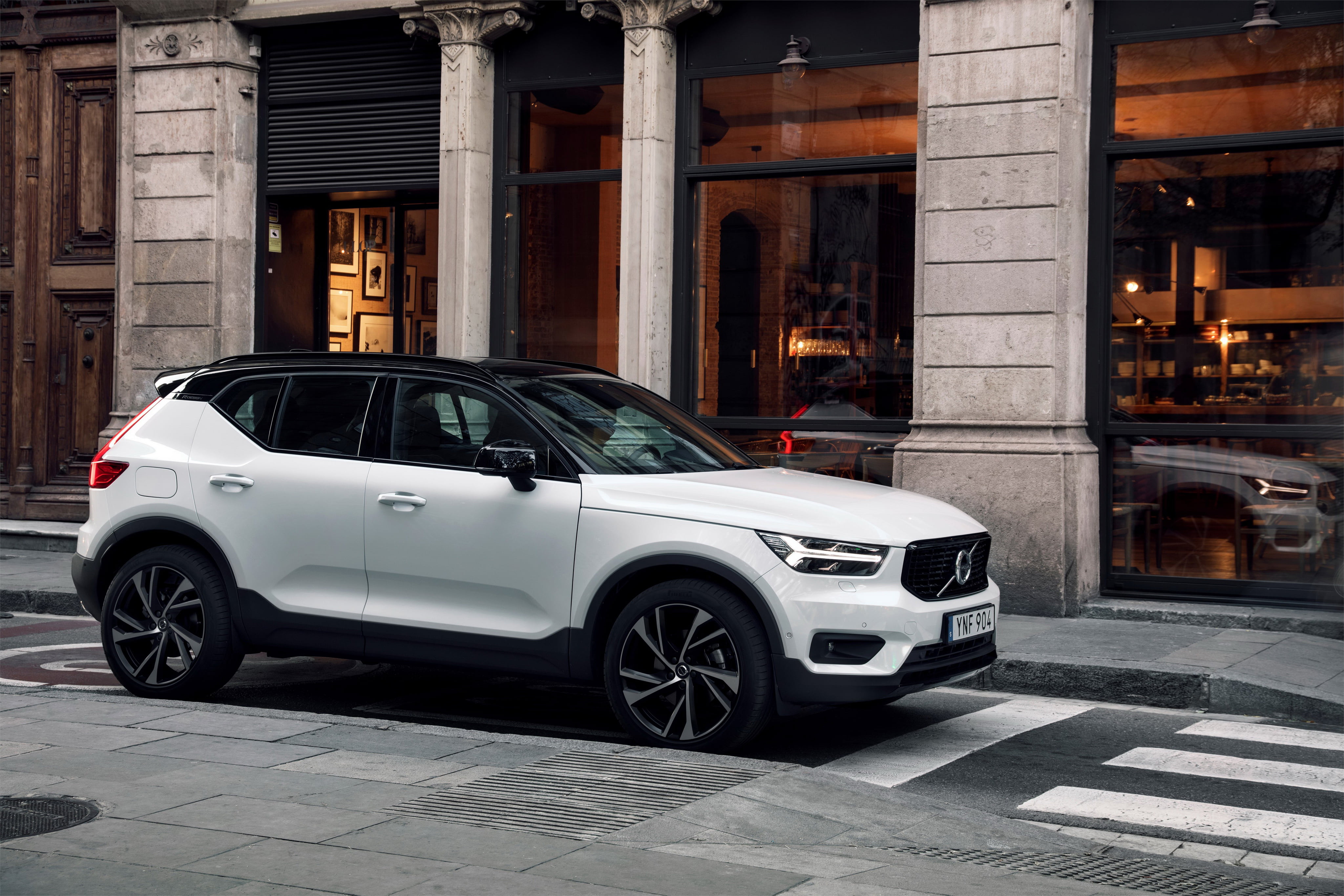 SUV, Volvo XC40, White Car, Car, Luxury Car, Volvo, Vehicle, 4K, HD Wallpaper