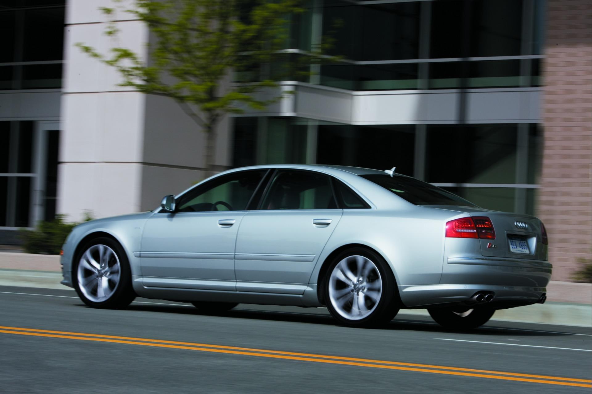 car, travel, city, transportation, land vehicle, street, modern, audi, architecture, personal land vehicle, road, built structure, on the move, speed, outdoors, HD Wallpaper