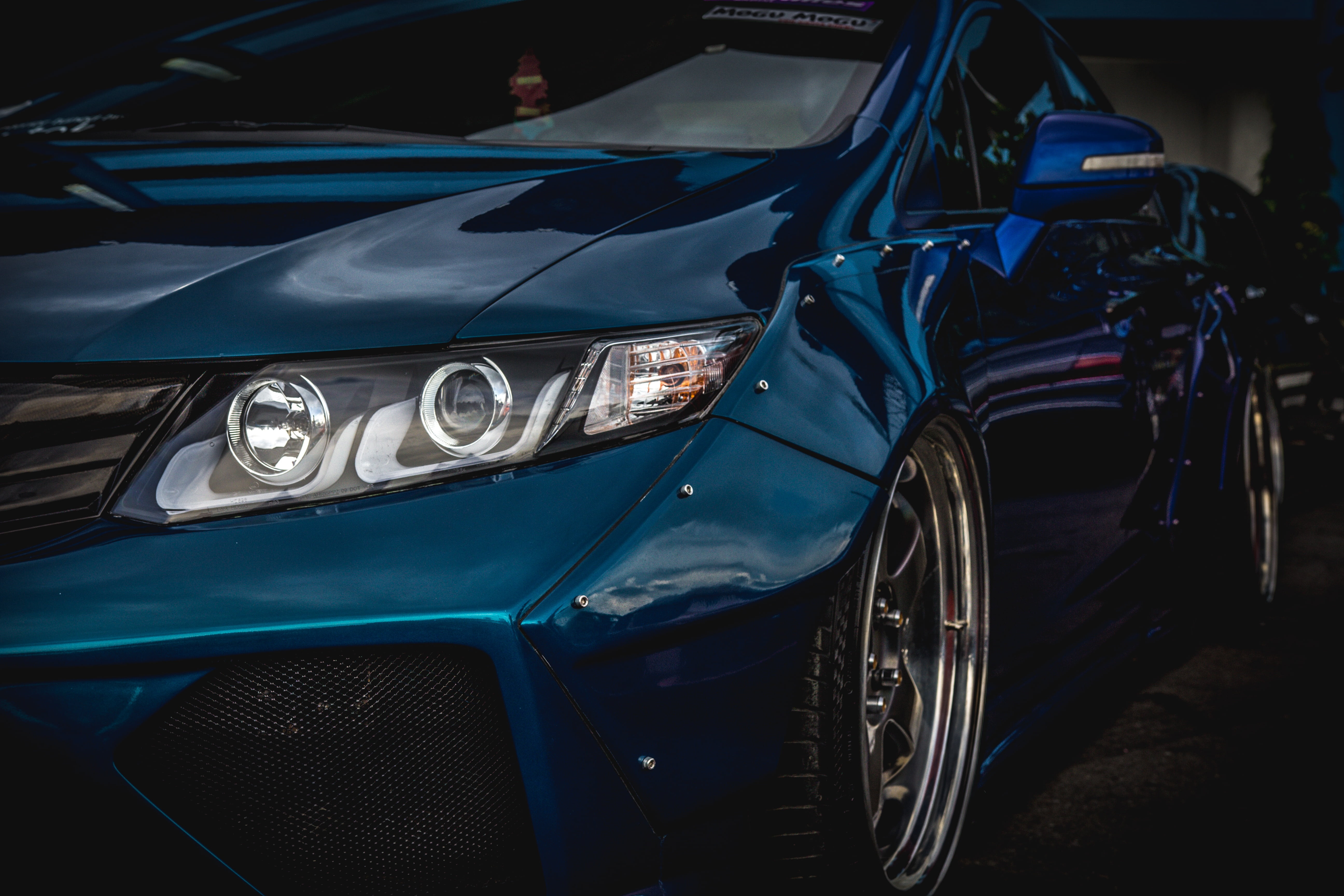 land vehicle, street, mode of transportation, no people, metal, low suspension, motor vehicle, car, modifications, car, parking, blue, close-up, HD Wallpaper