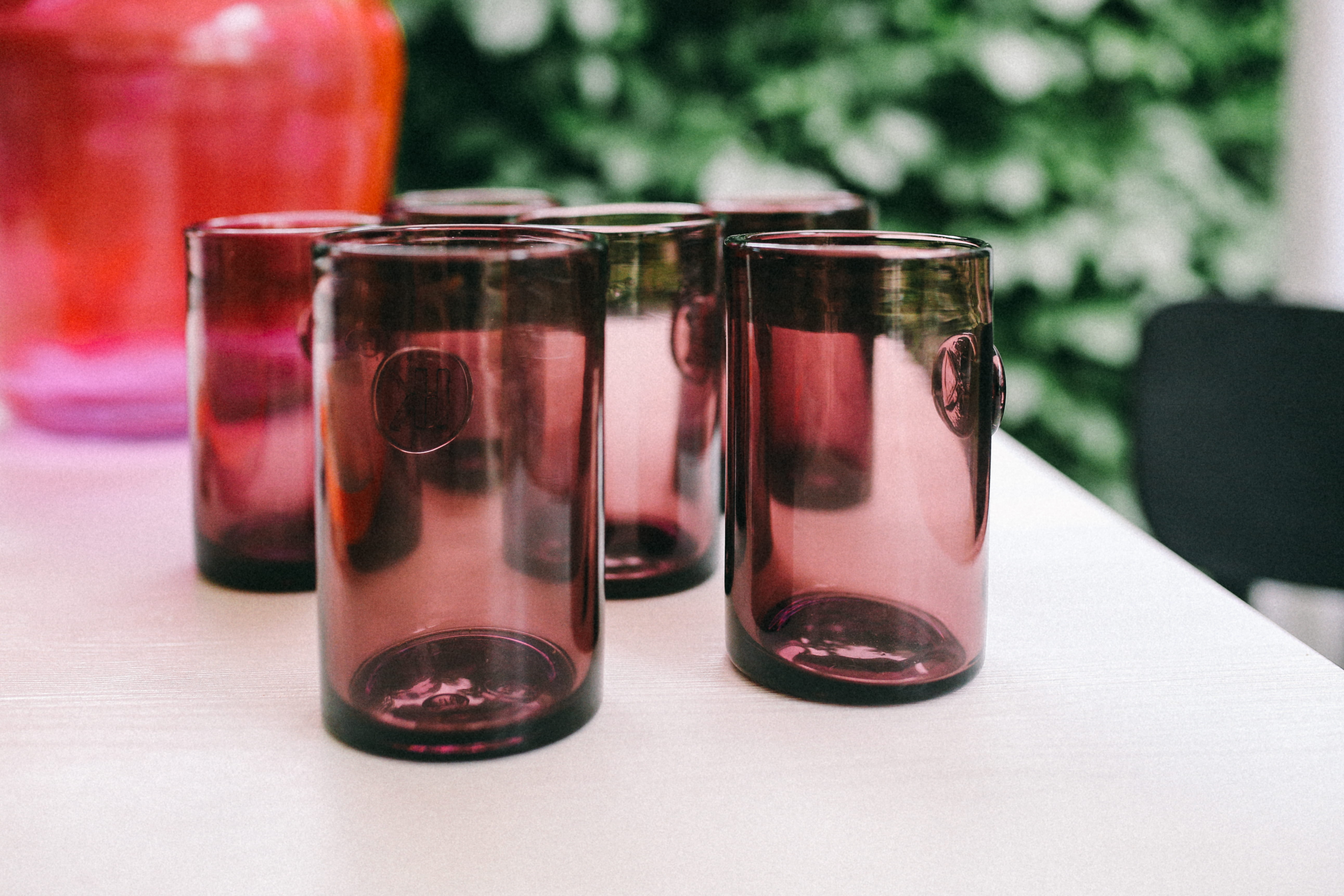 glass - Material, focus on foreground, still life, accessories, red, hk living, home accessories, container, accesories, food and drink, science, glass, HD Wallpaper