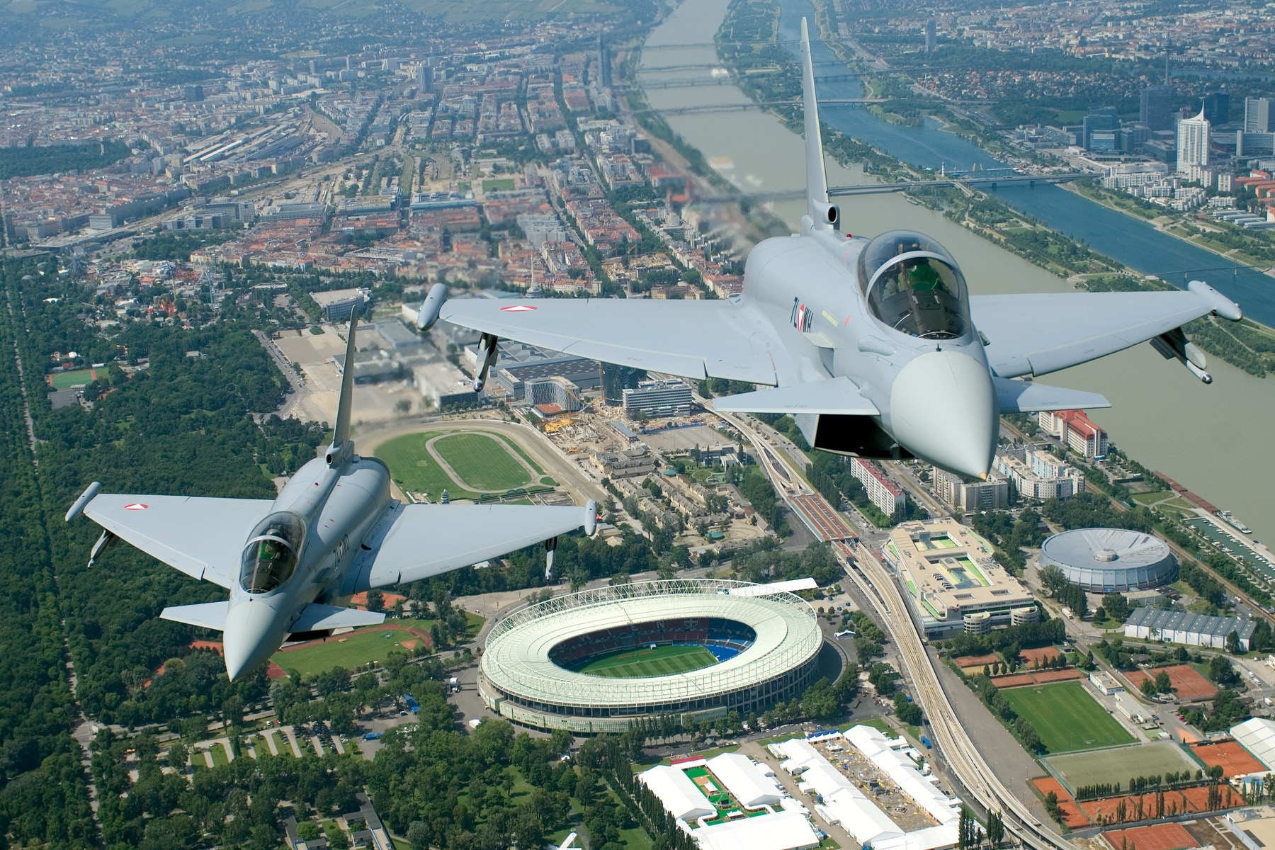 720P, mode of transportation, plane, on the move, flying, jet engine, military, travel, aerial view, air vehicle, airport, motion, architecture, day, building exterior, HD Wallpaper