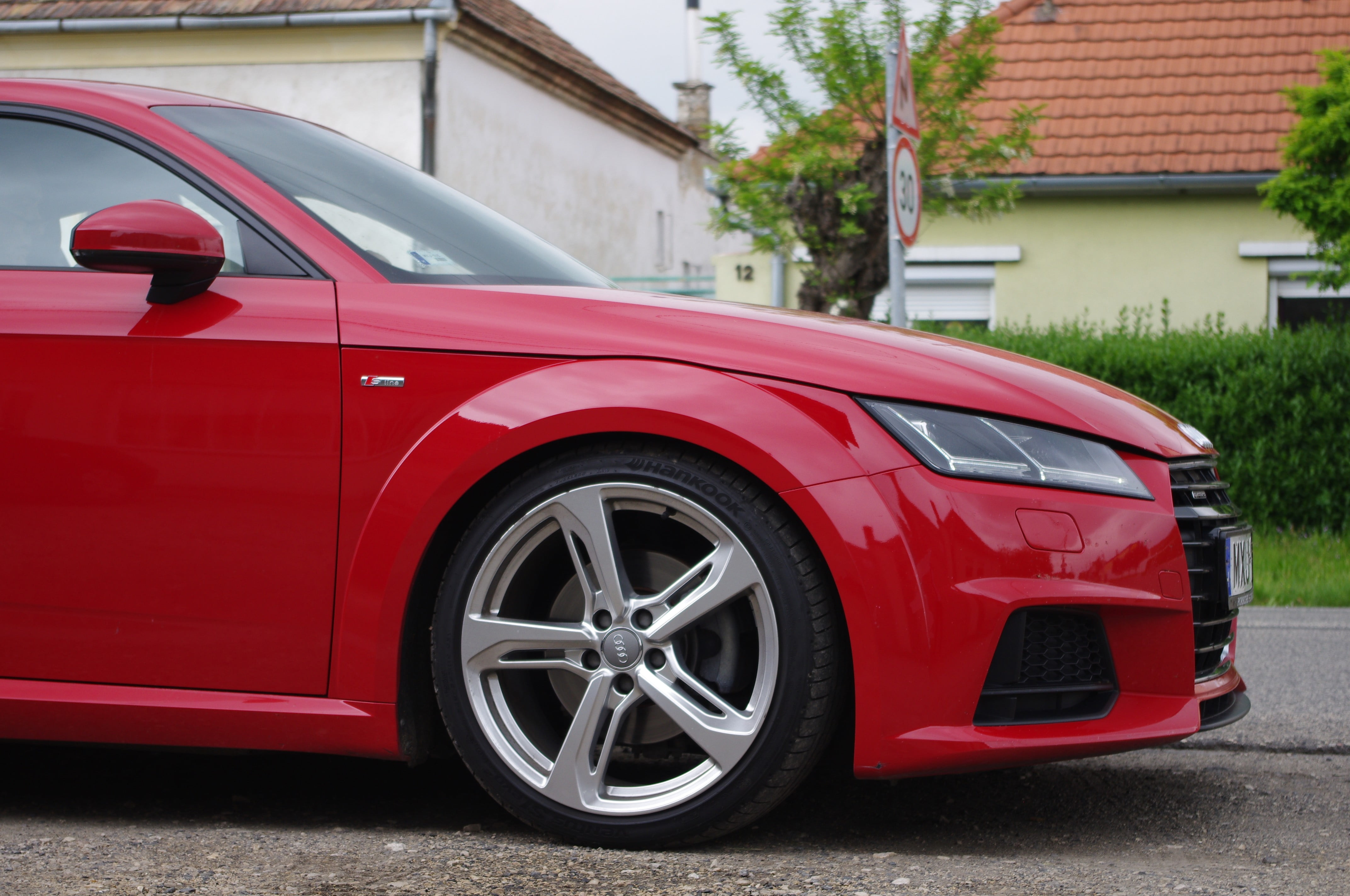 4K, day, red, house, luxury, Audi TT, building exterior, parking, wealth, mode of transportation, wheel, car, architecture, Audi, transportation, built structure, HD Wallpaper