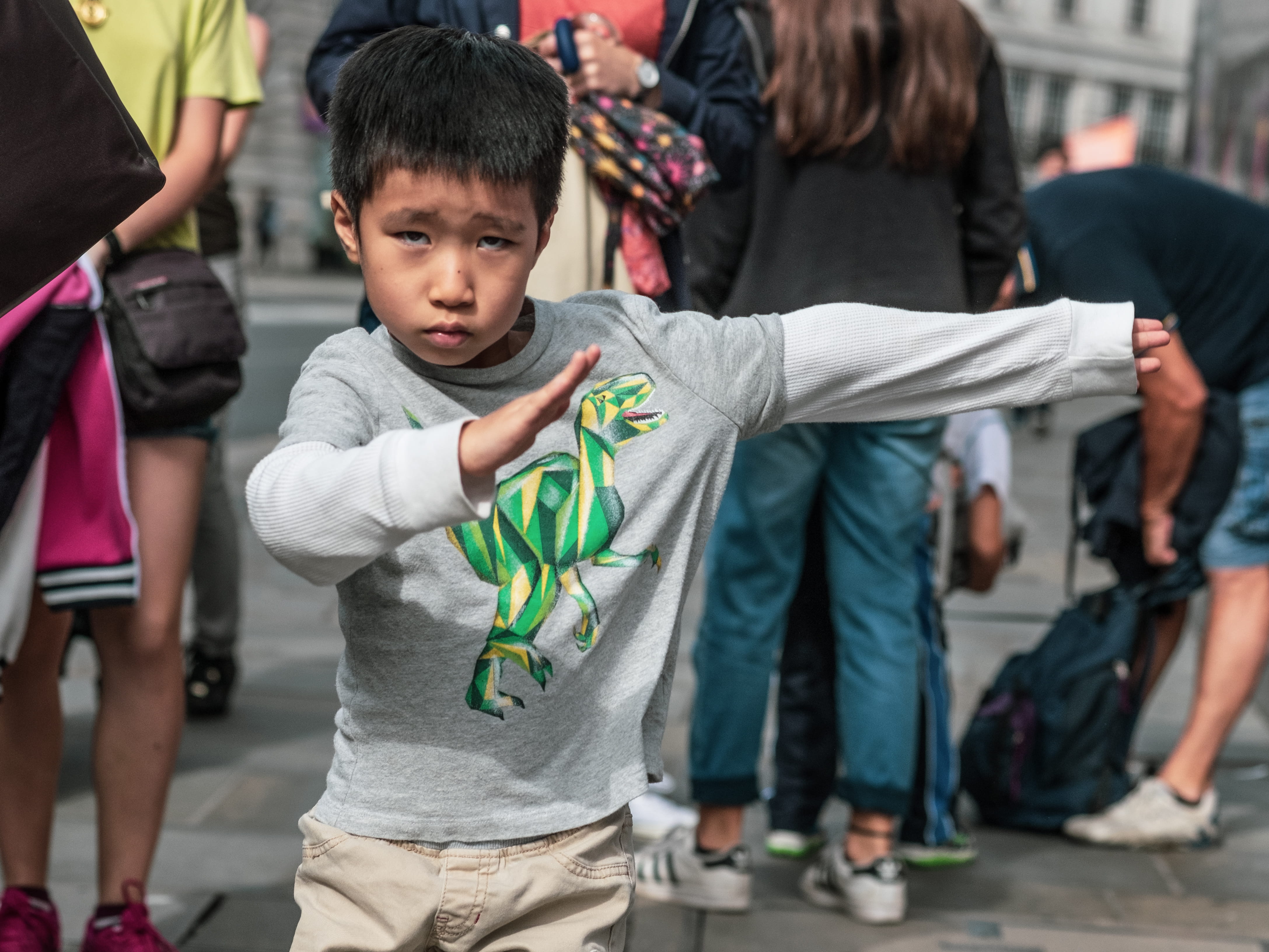 london, 4K, people, innocence, real people, regent street, boys, lifestyles, standing, males, childhood, three quarter length, leisure activity, day, incidental people, HD Wallpaper