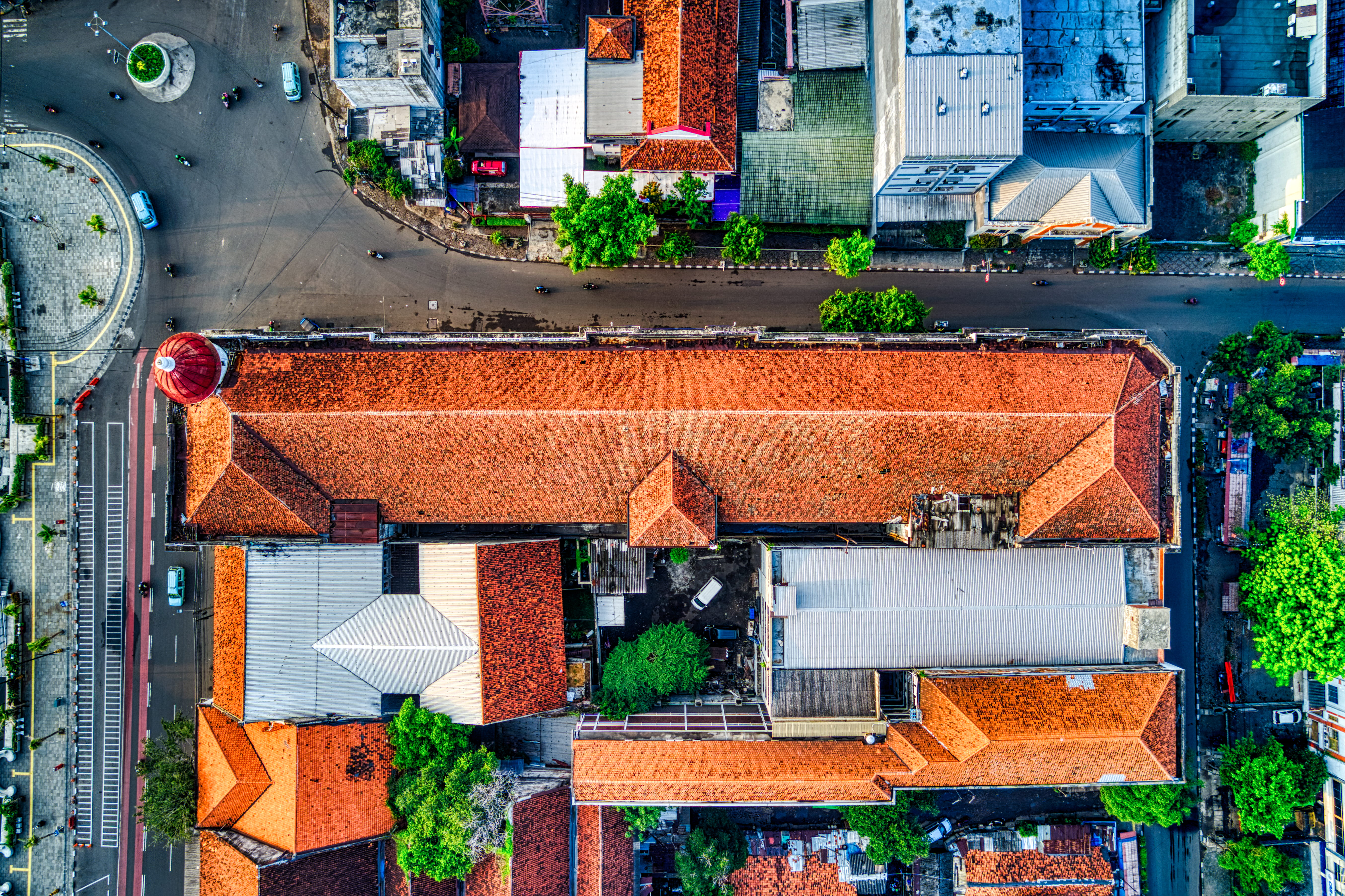 day, outdoors, window, building exterior, plant, residential district, landscape, houses, tourism, indonesia, scene, architecture, travel, city, built structure, HD Wallpaper