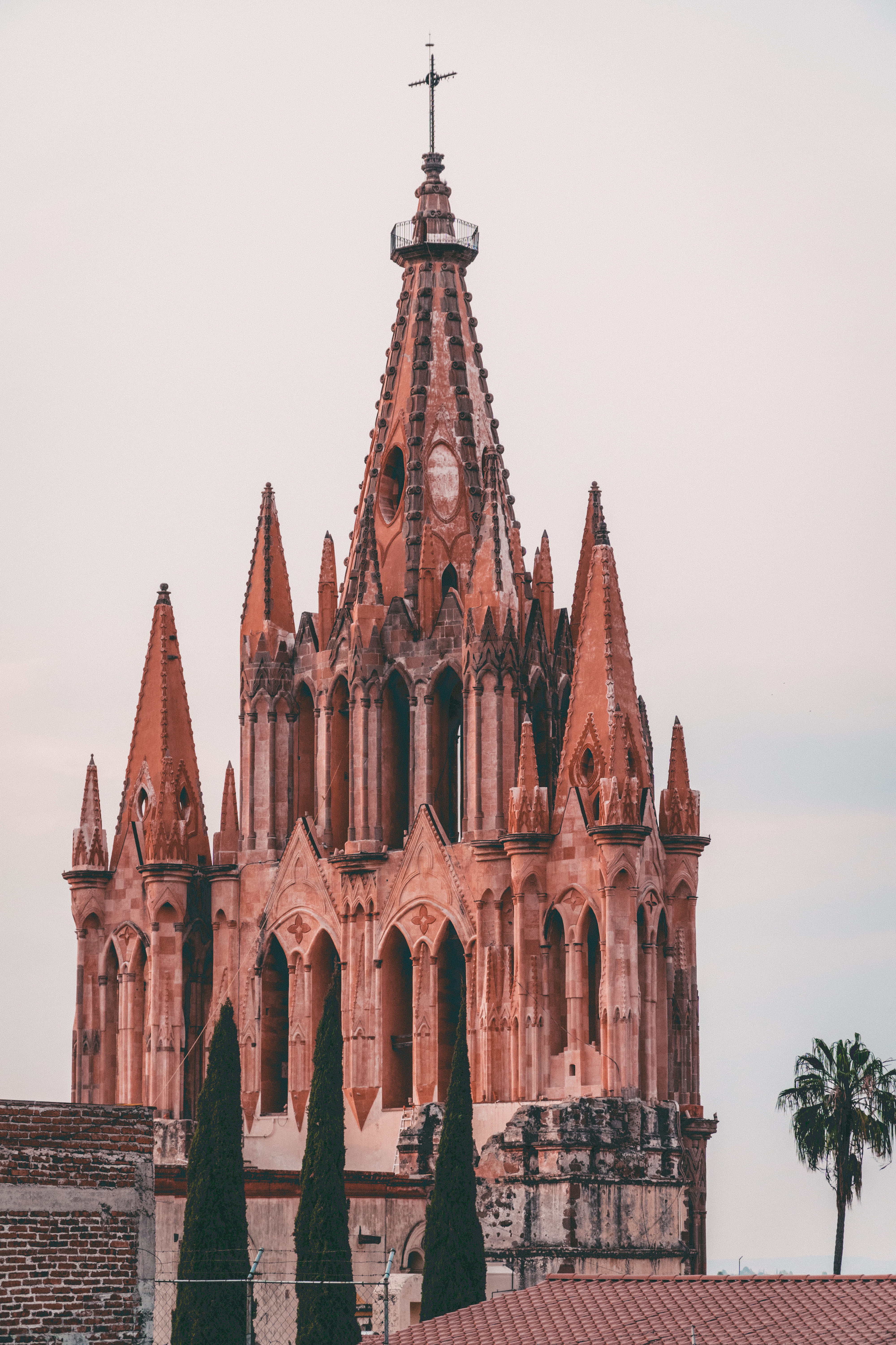 san miguel de allende, steeple, day, catholic, building exterior, clear sky, christian church, built structure, travel destinations, no people, traditional architecture, Phone HD Wallpaper