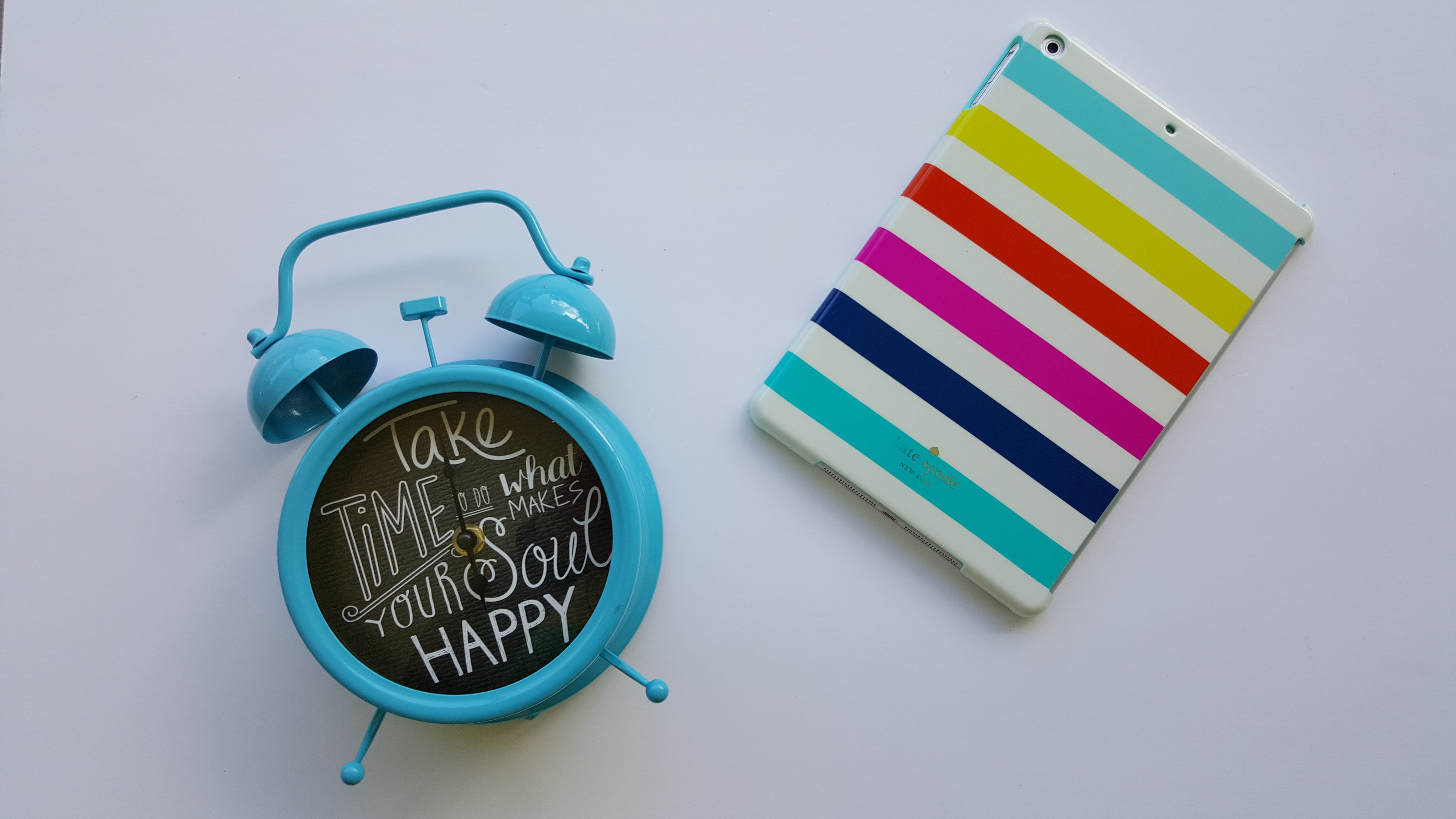 multi colored, accuracy, turquoise, western script, close-up, still life, technology, day, 5K, Clock, cute, high angle view, number, blue, indoors, happy, HD Wallpaper
