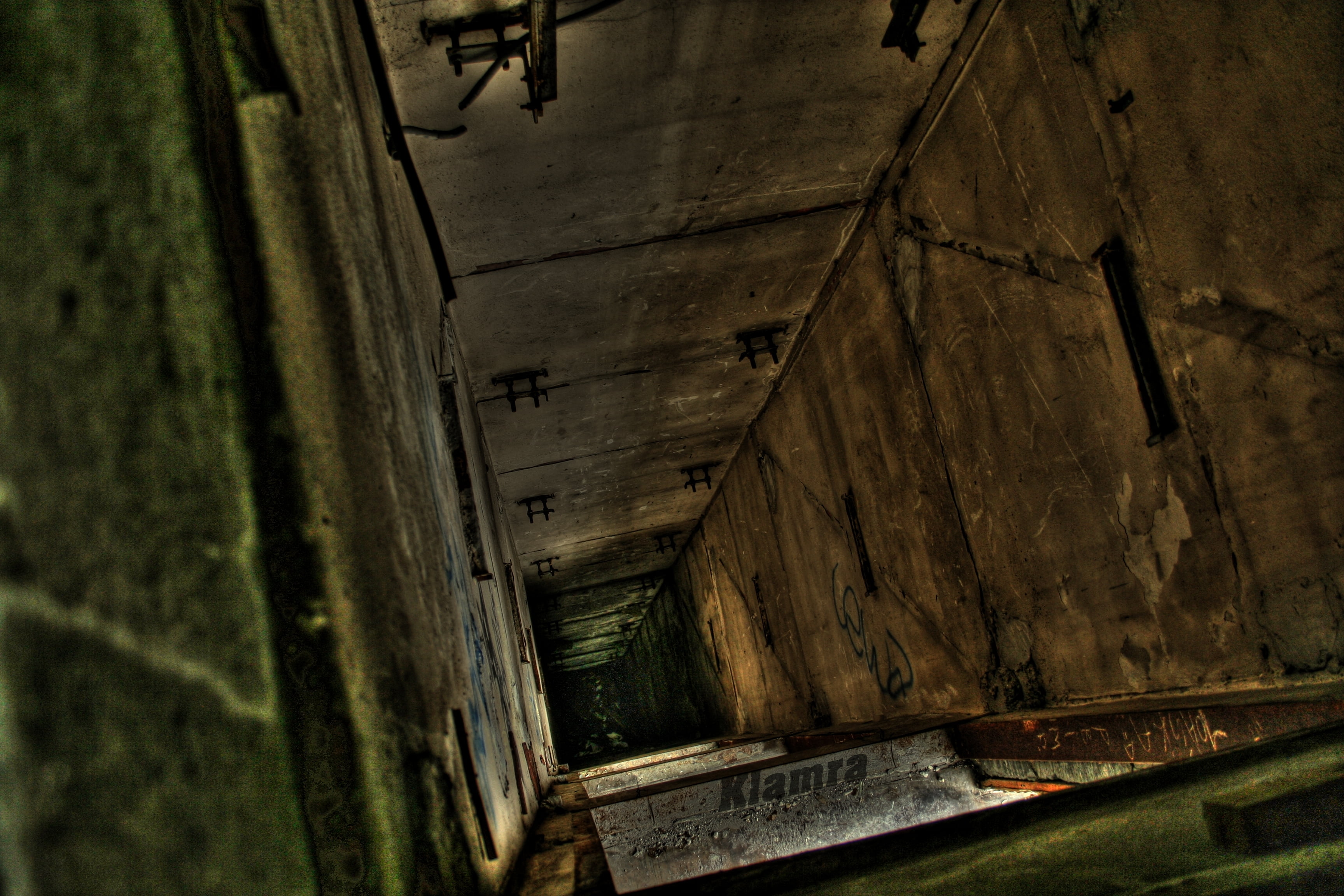 2K, elevator, abandoned, Poland, urbex, HD Wallpaper