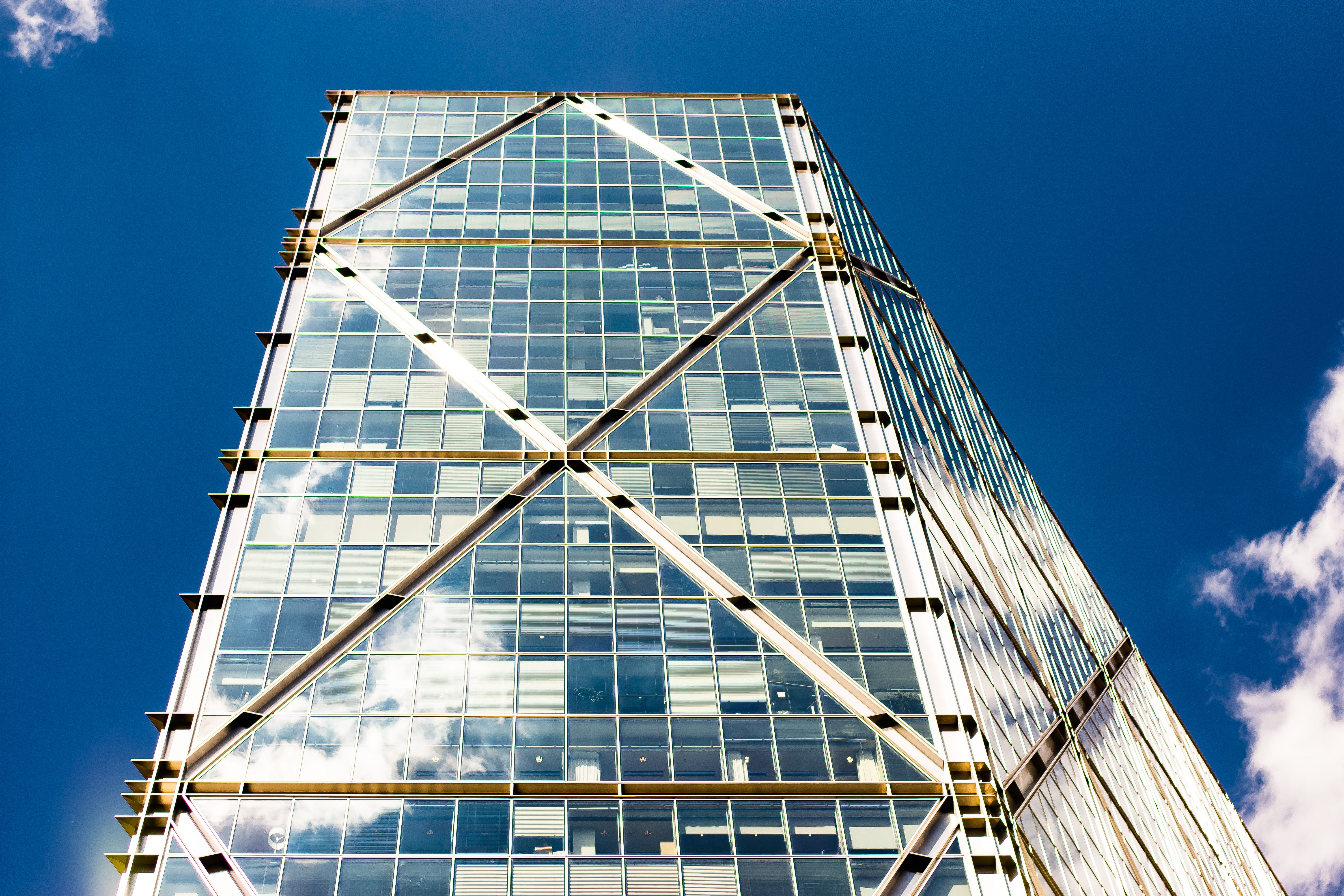student, building exterior, day, office, nature, hd, city, industry, architecture, sky, reflection, tall, low angle view, building, london, construction industry, HD Wallpaper