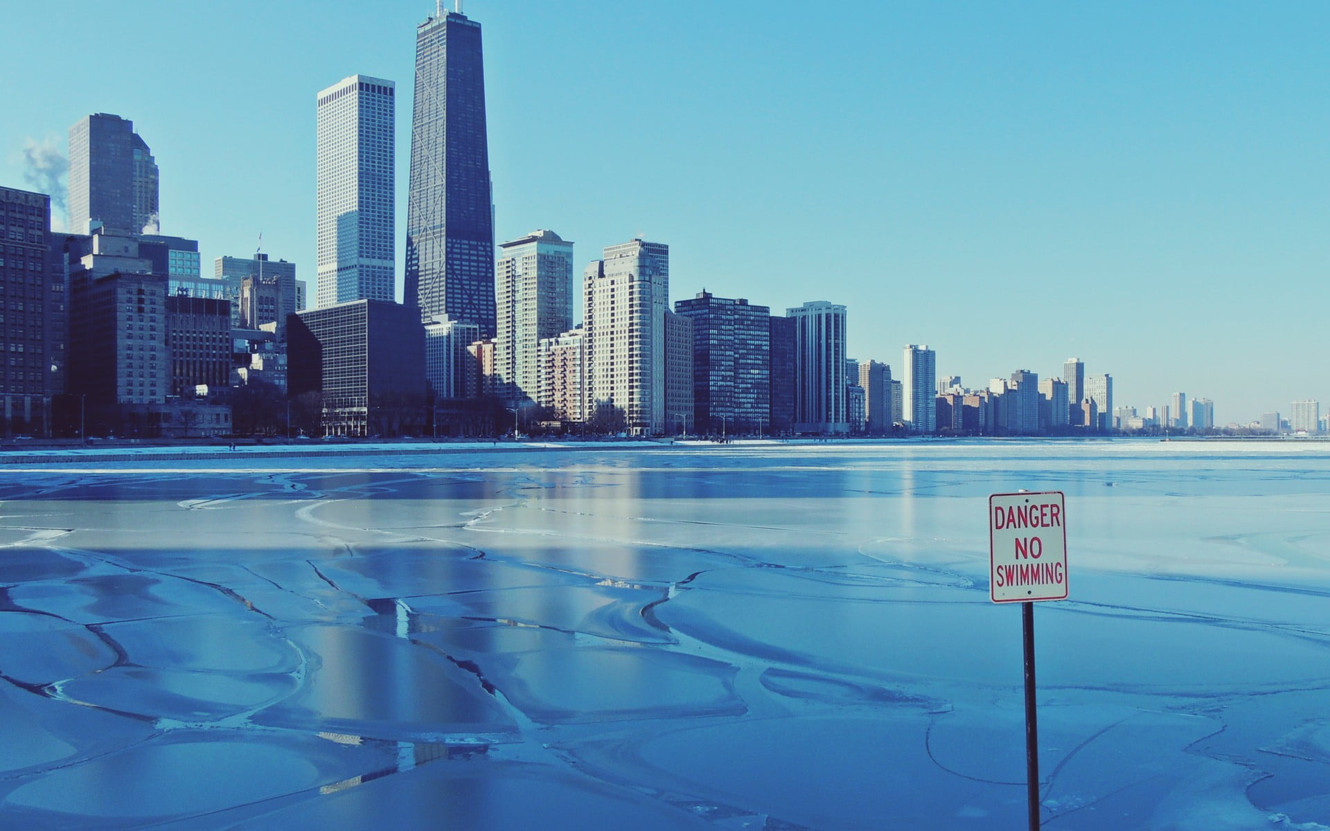 skyscraper, financial district, architecture, water, nature, USA, 1080P, text, building, Chicago, western script, city, high, waterfront, sign, blue, built structure, HD Wallpaper