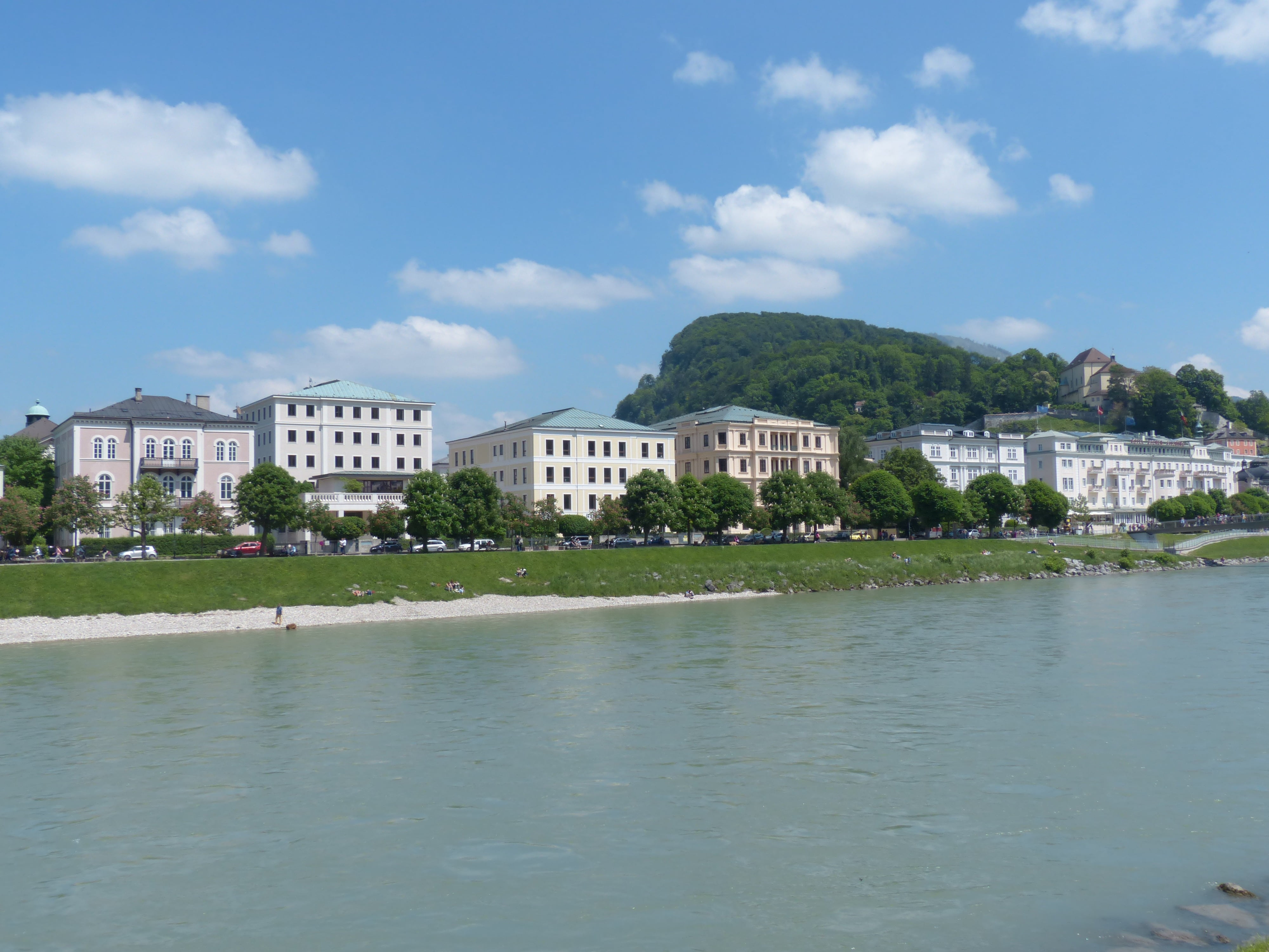 building, 4K, waterfront, nature, salzach river, architecture, salzach, no people, city, salzburg, cloud - sky, beauty in nature, day, tree, kapuzinerberg, HD Wallpaper