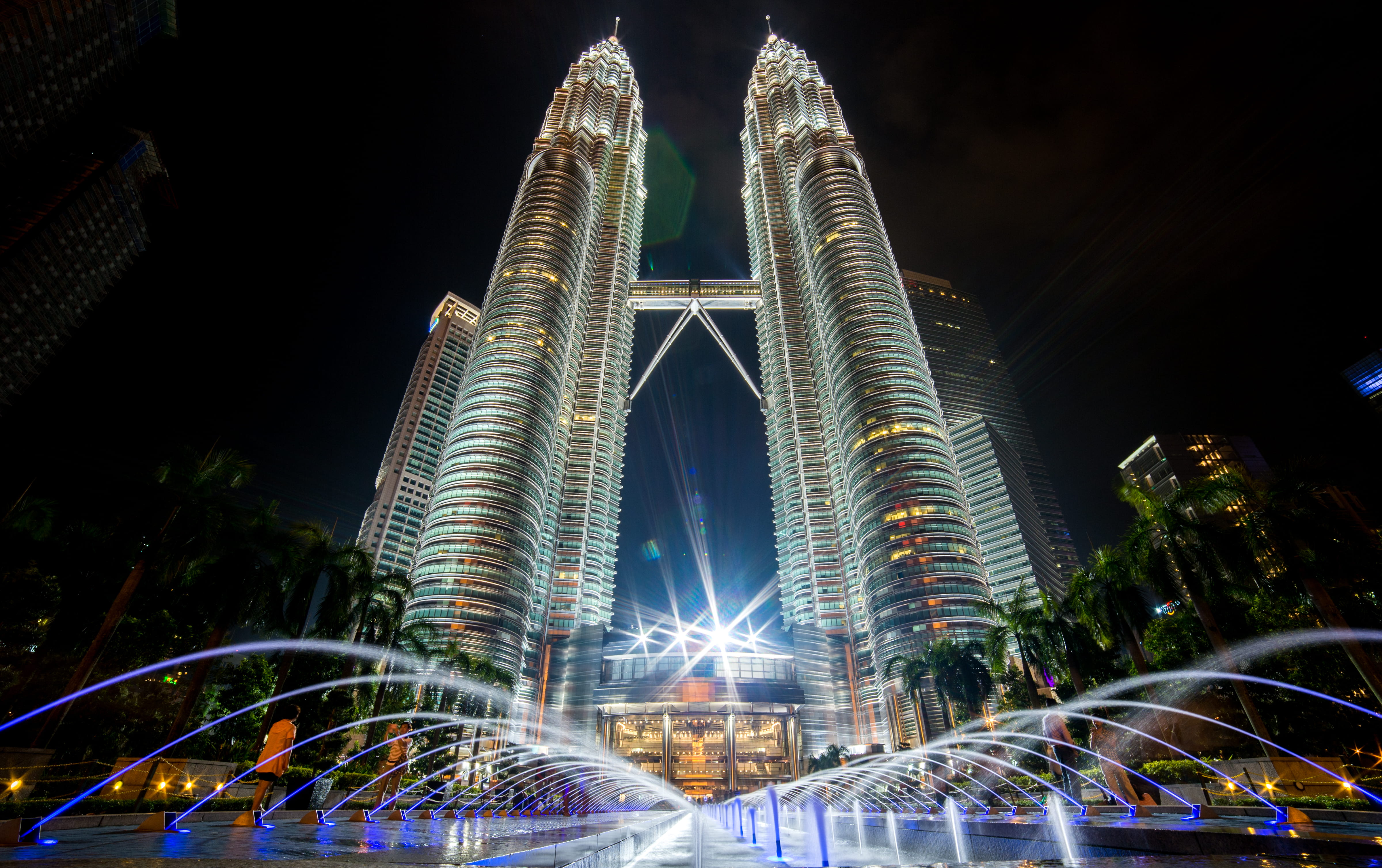 city lights, reflection, travel destinations, lights, building exterior, bridge, luxury, city life, Malaysia, kuala lumpur, Asian architecture, night, outdoors, HD Wallpaper