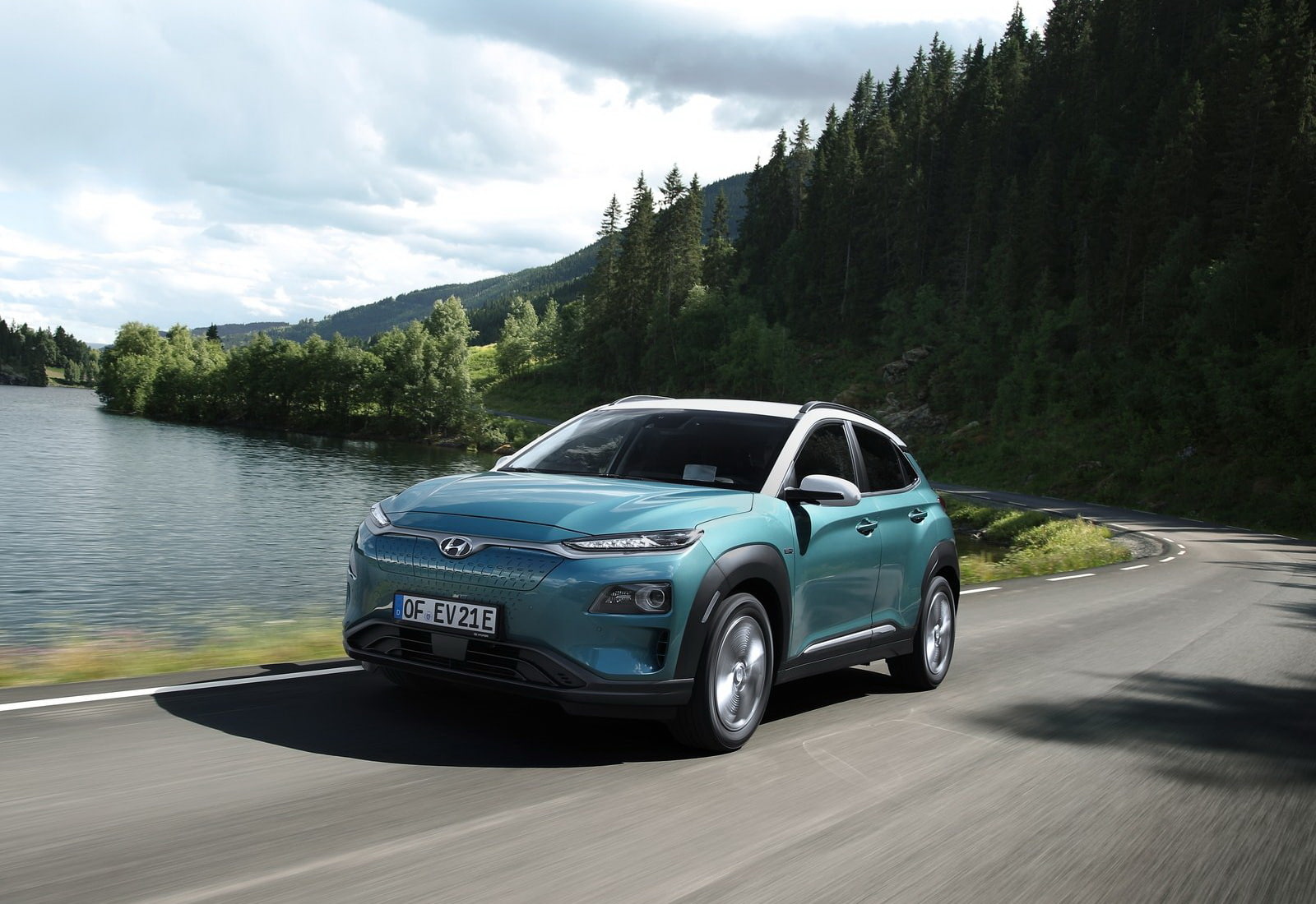 transportation, plant, mountain, luxury, 720P, electric, non-urban scene, growth, tree, land vehicle, (2018), hyundai, scenics - nature, sky, cloud - sky, HD Wallpaper