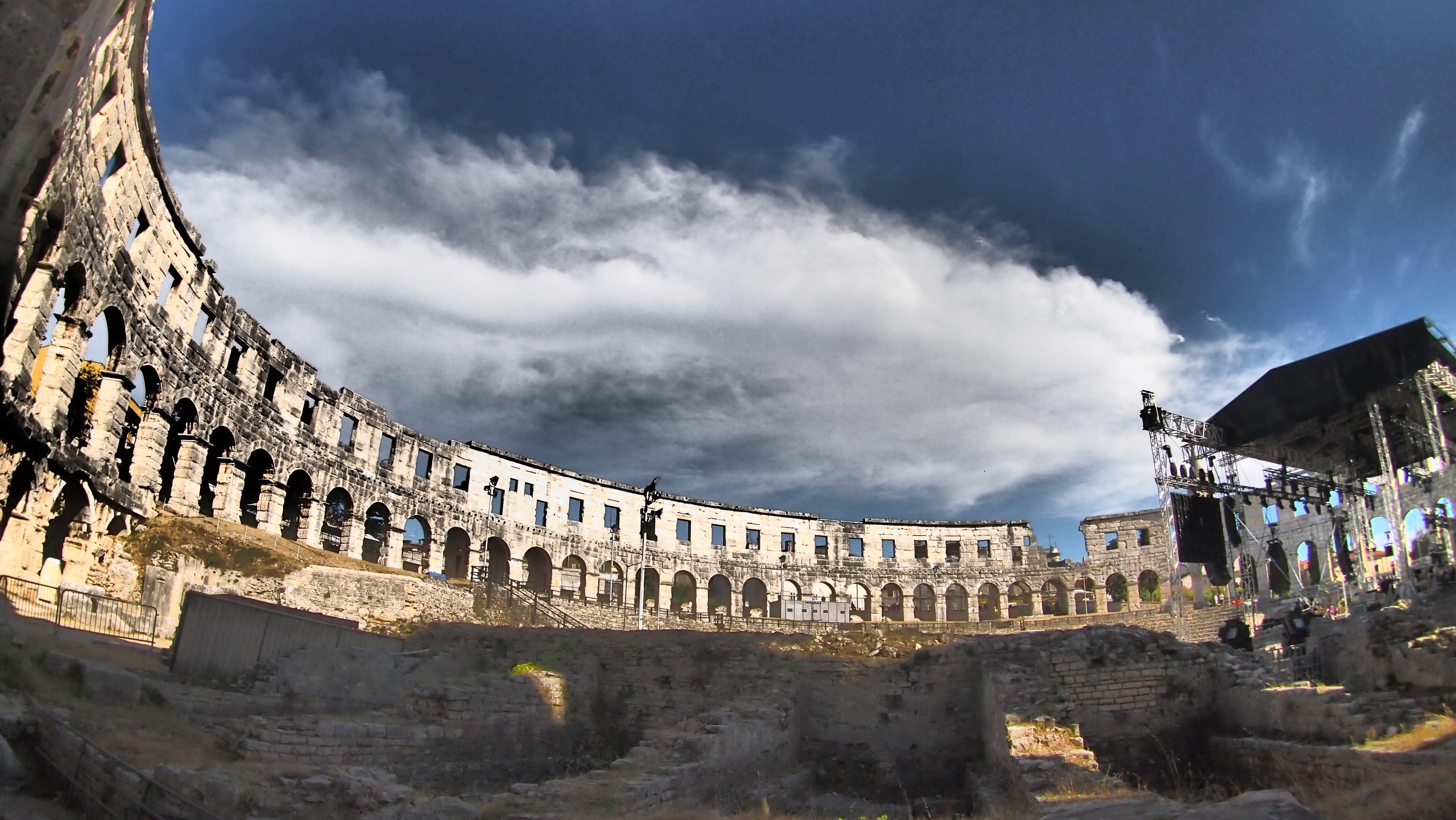 archaeology, old ruin, travel, building exterior, pula, istria, summer, antiquity, history, ruined, croatia, built structure, the past, nature, outdoors, HD Wallpaper