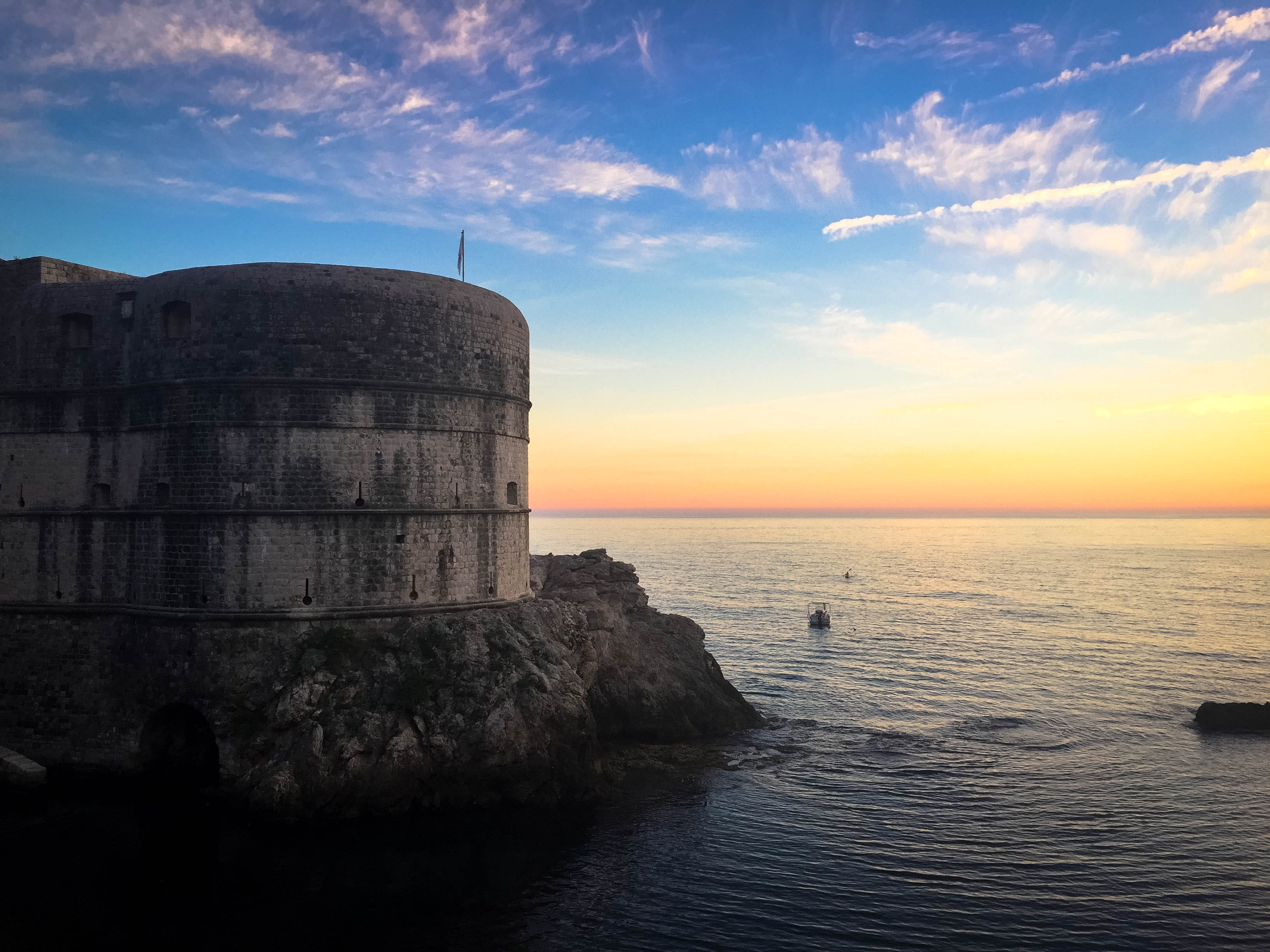 built structure, cloud - sky, scenics - nature, ocean, sea, waterfront, building, beauty in nature, building exterior, architecture, croatia, horizon, 2K, HD Wallpaper