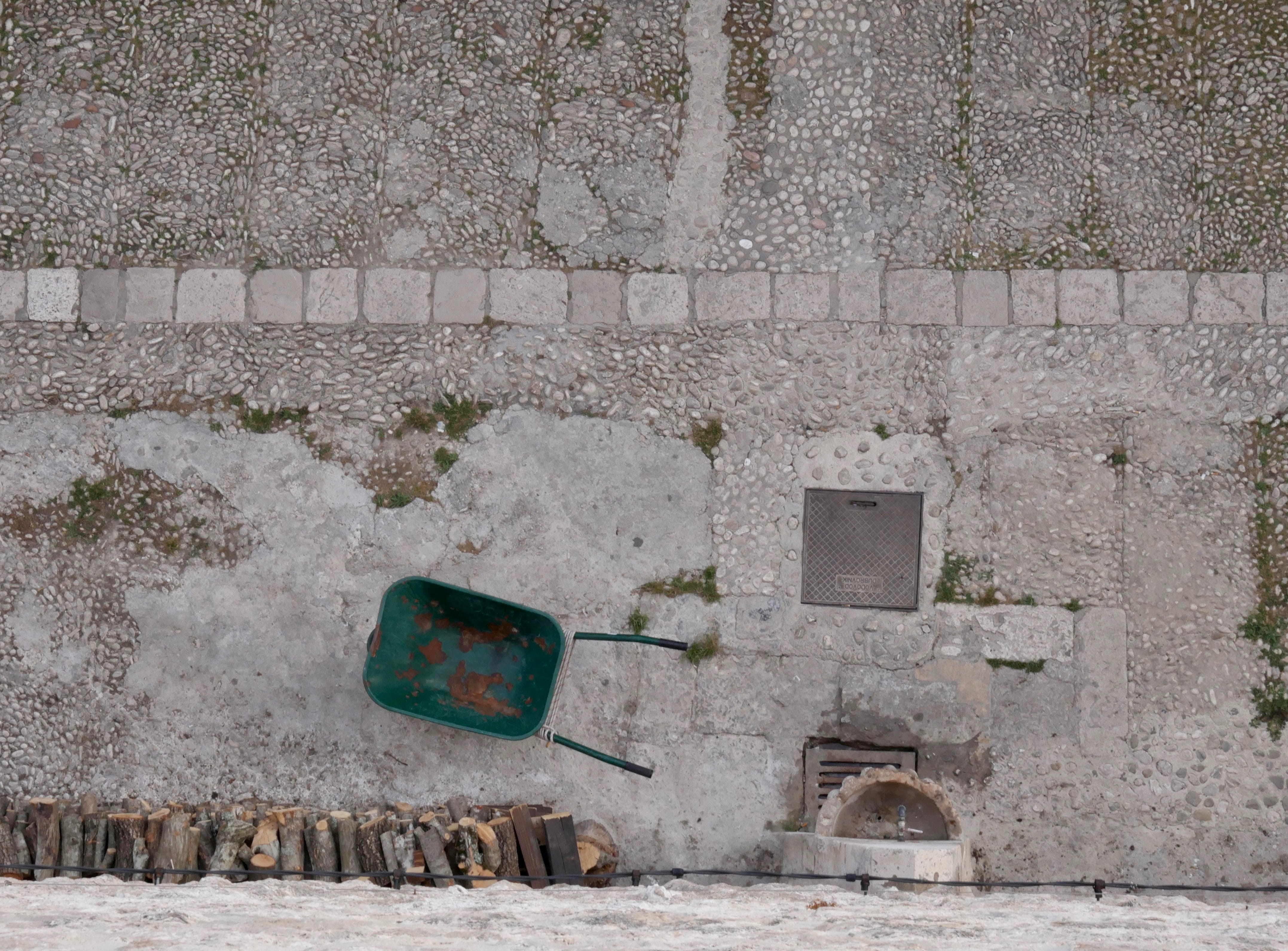 abandoned, above, footpath, day, transportation, wheelbarrow, dubrovnik, old, old town, sidewalk, deterioration, cobbles, croatia, walls, 4K, hd, HD Wallpaper