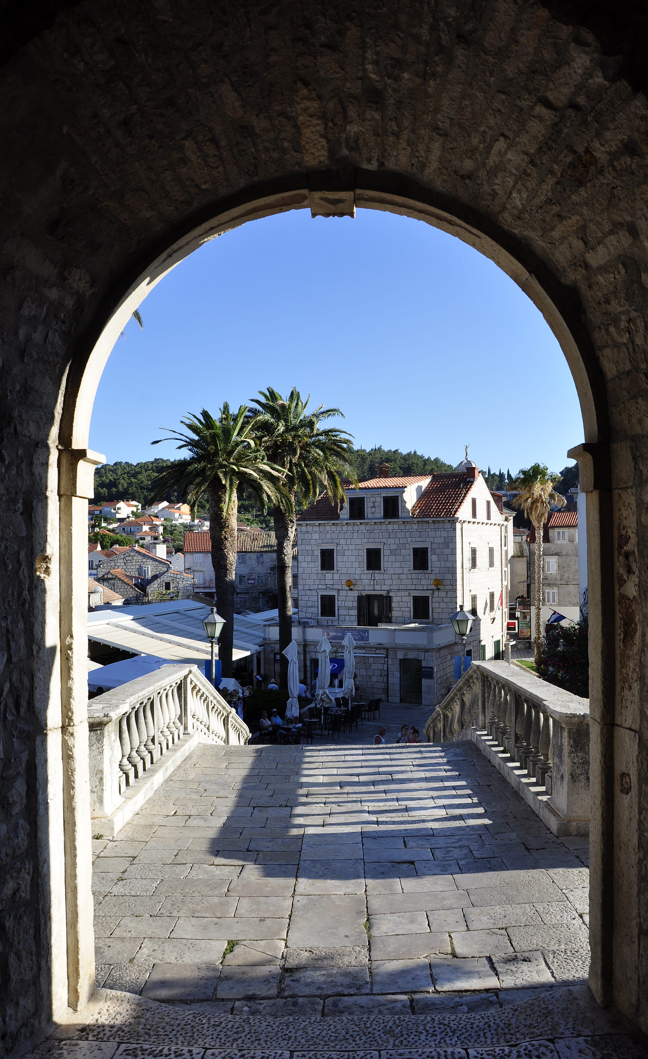 vacations, korcula old town, korčula, exploring, building, coastal, clear sky, history, blue, old town, europe, sky, croatia, architecture, palm tree, footpath, Phone HD Wallpaper