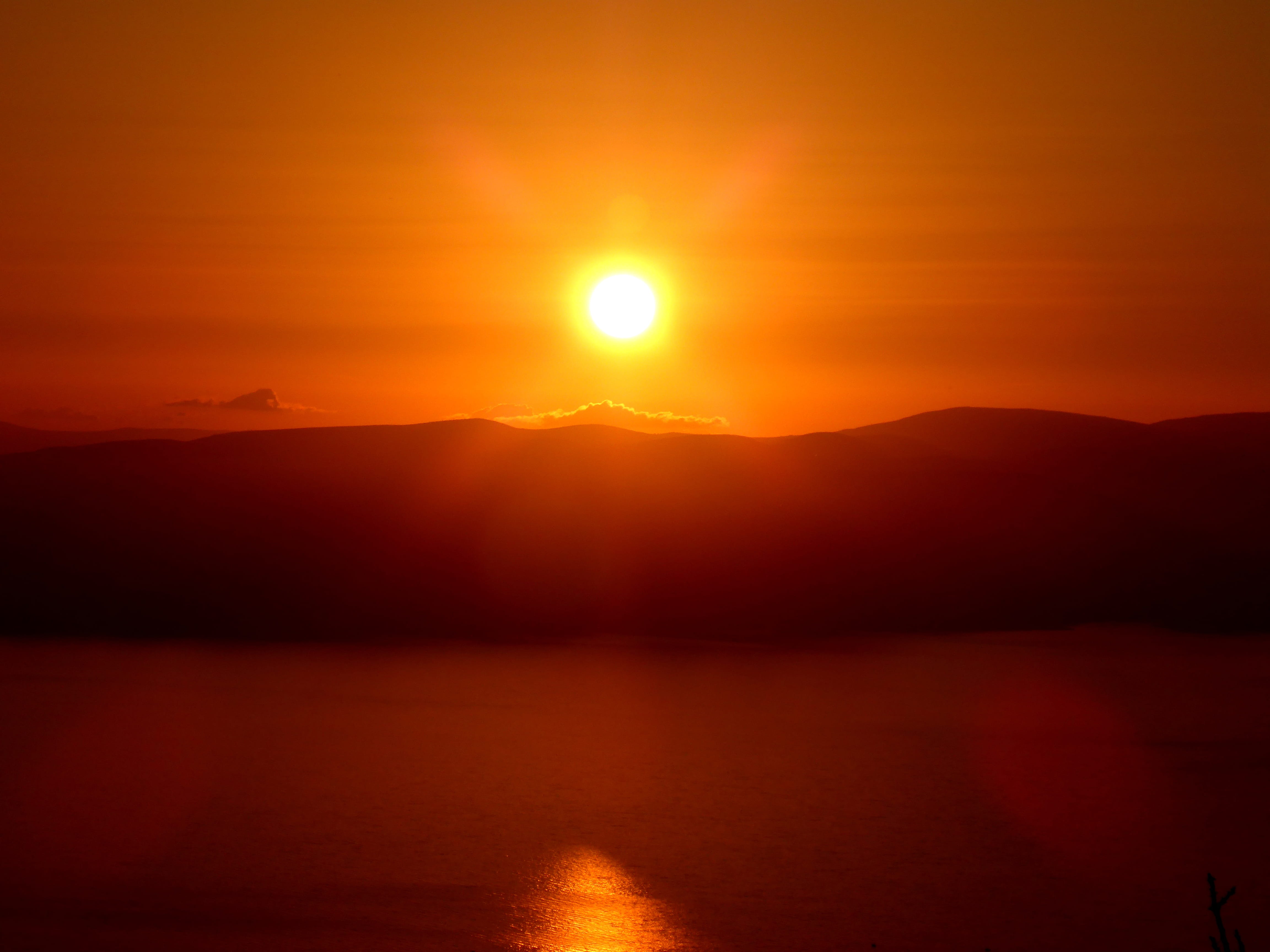 tranquility, romantic sky, no people, sky, idyllic, outdoors, 4K, sunset, beauty in nature, sun, evening, mountain, water, brac, ocean, biokovo, orange color, HD Wallpaper