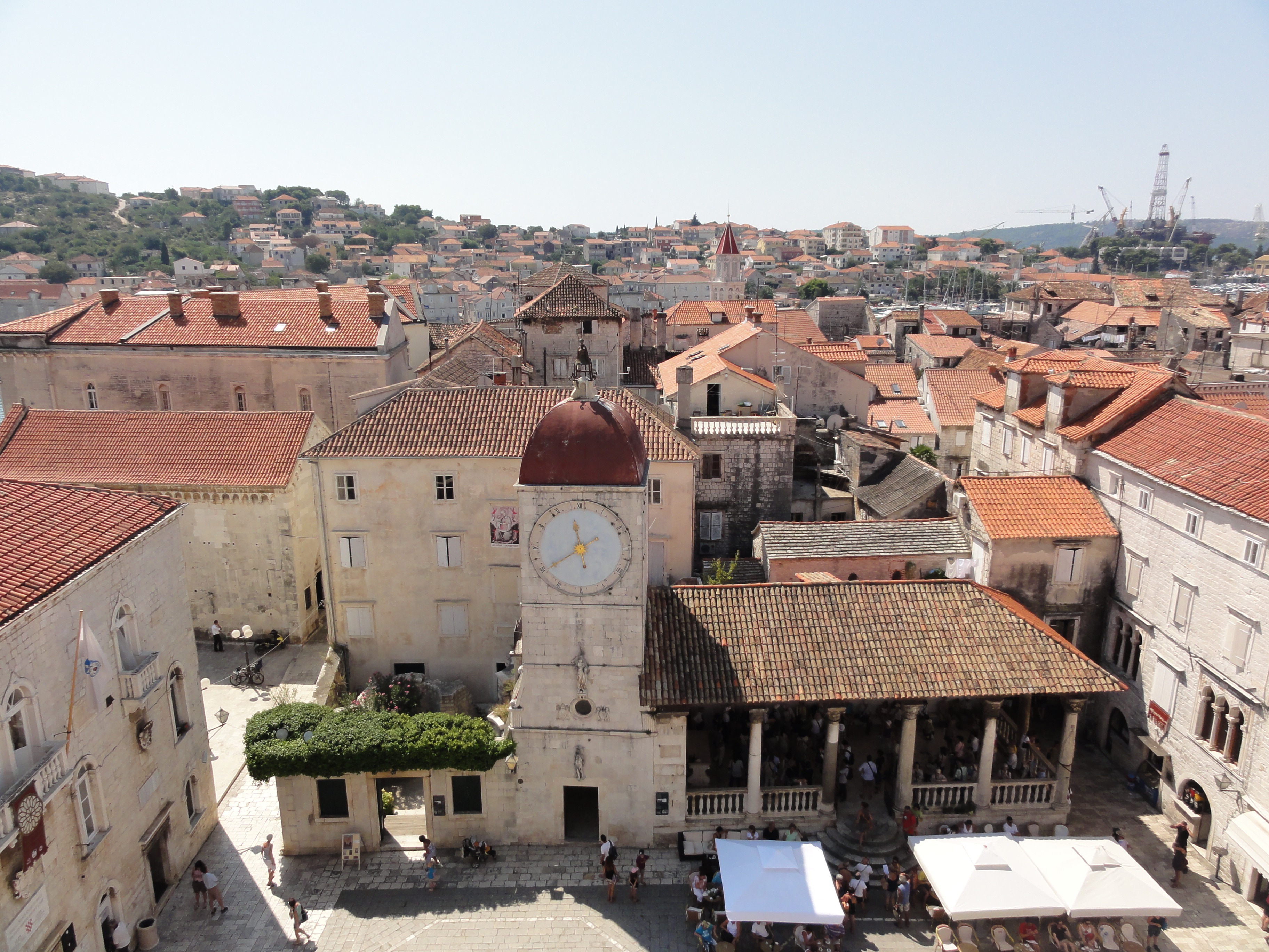townscape, nature, religion, roof, day, above the roofs of trogir, spirituality, outdoors, roof tile, built structure, building, 2K, dome, house, belief, HD Wallpaper