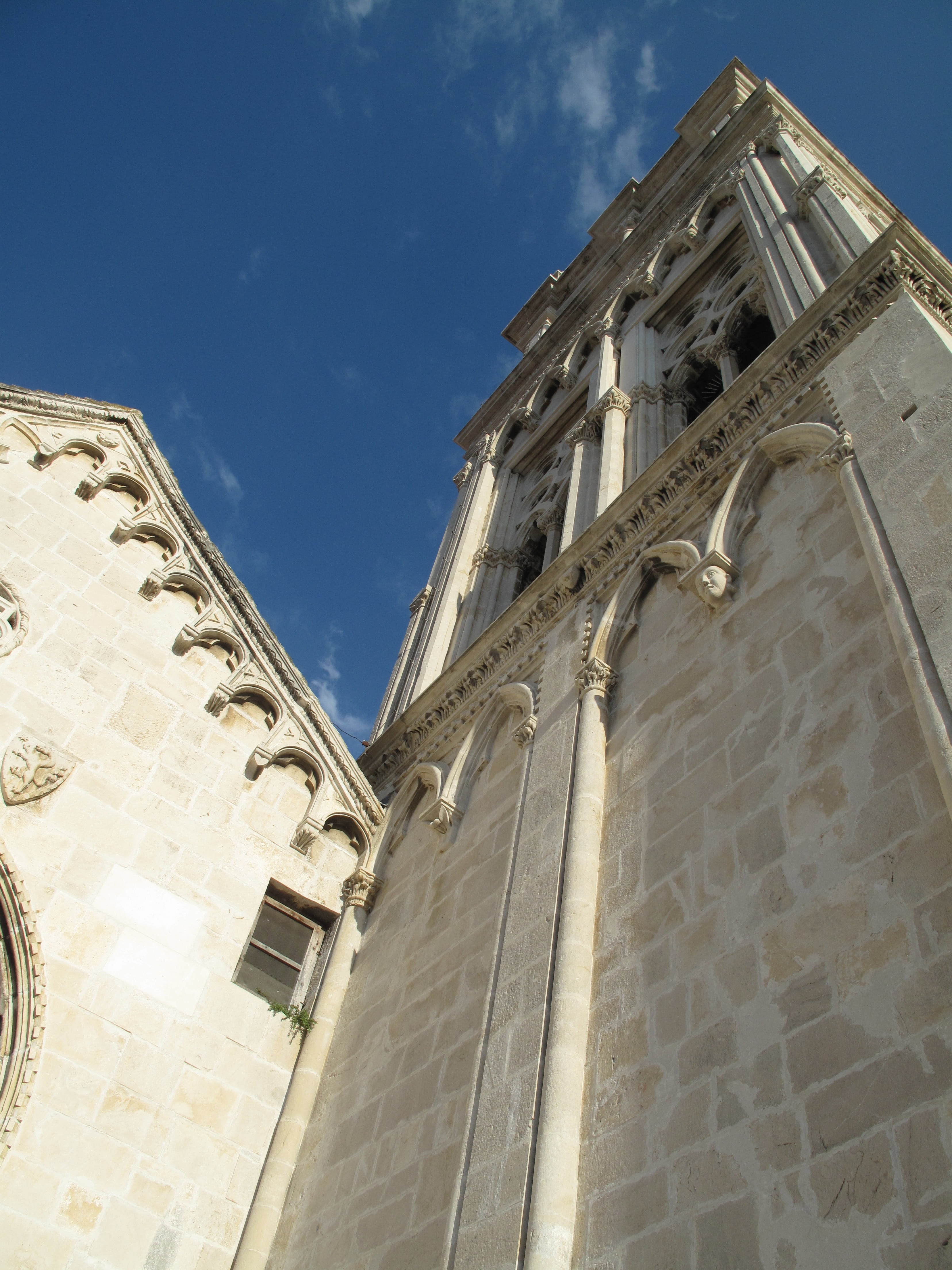church, place of worship, low angle view, unesco, adriatic, sunlight, cloud - sky, blue, tower, religion, trogir, medieval, building exterior, no people, Phone HD Wallpaper
