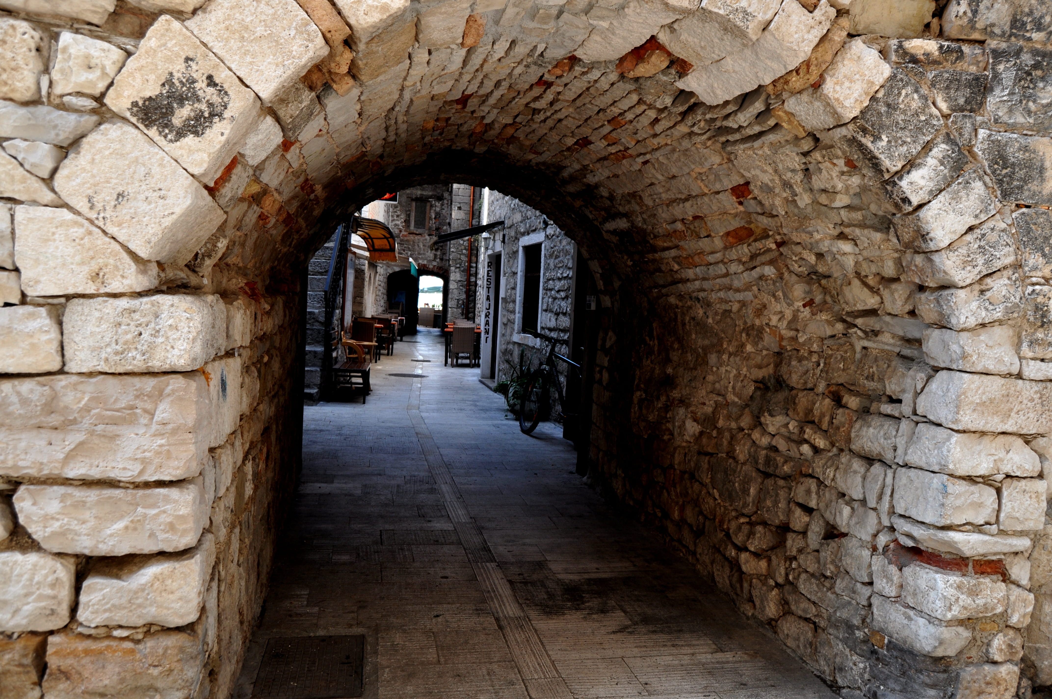 travel, mediterranean, building, architecture, brick wall, europe, tourism, wall - building feature, dalmatia, unesco, arch, stone, built structure, wall, HD Wallpaper