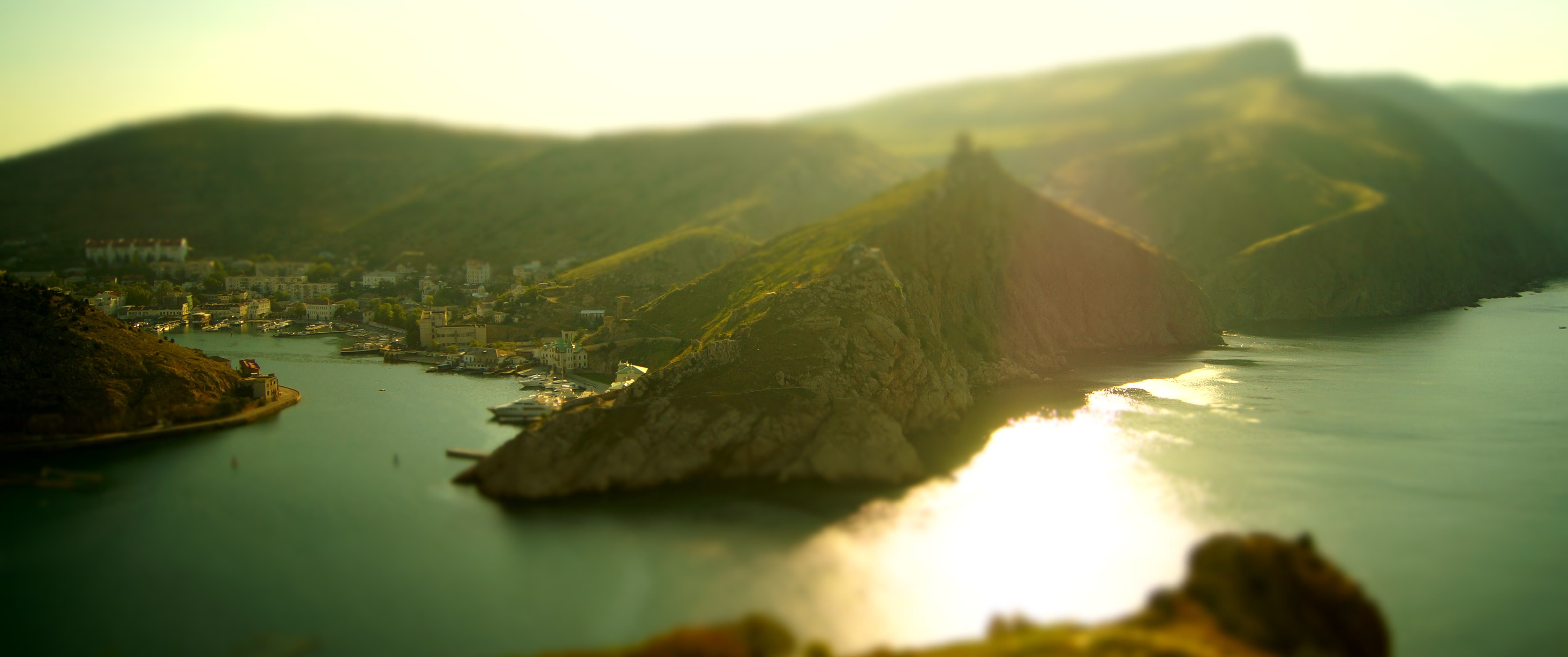 near, town, sea, nature, hills, mountain, bay, 4K, HD Wallpaper
