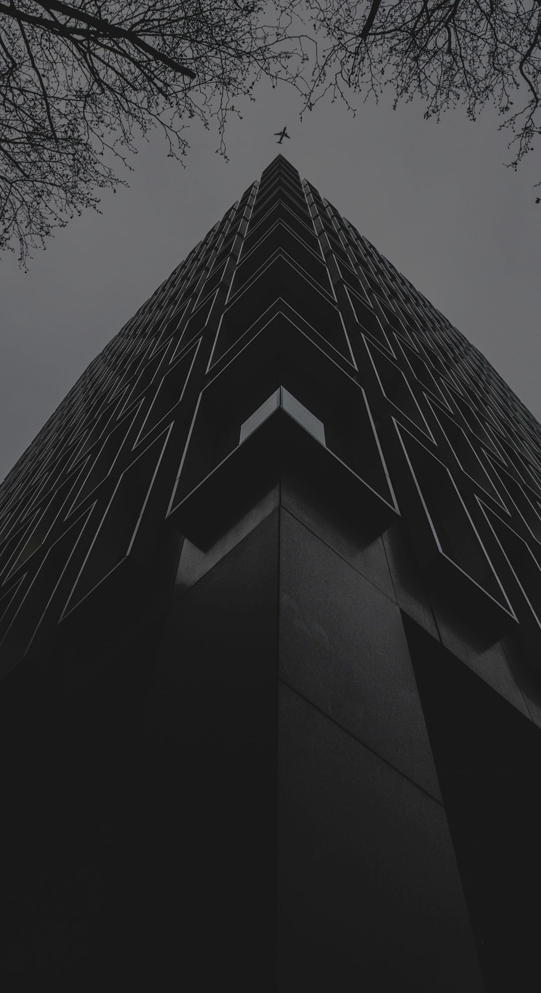 dark, worms eye view, 1080P, urban, skyscraper, Phone HD Wallpaper